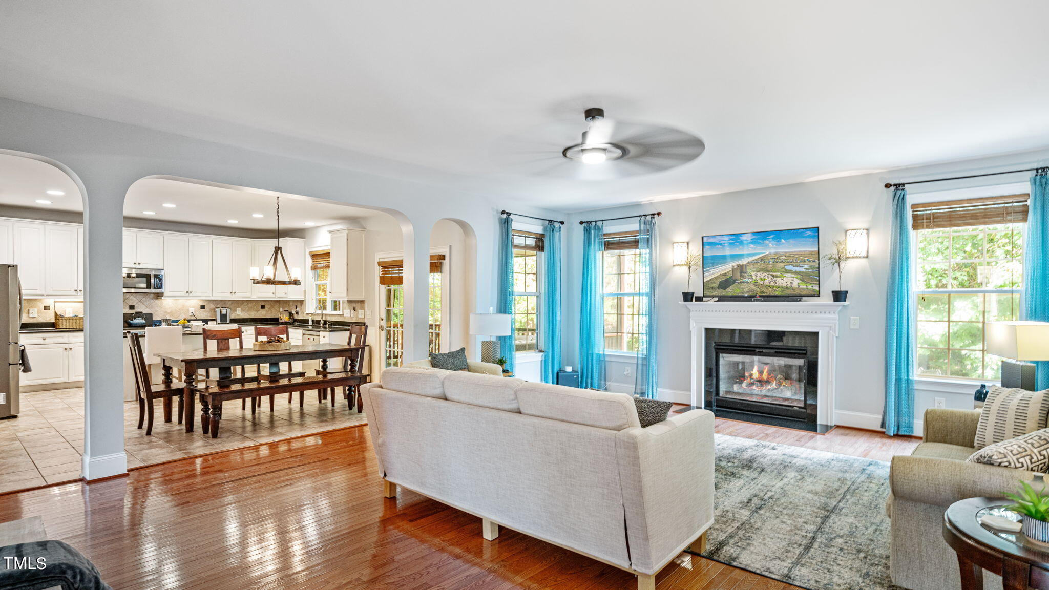 5816 Claribel Court