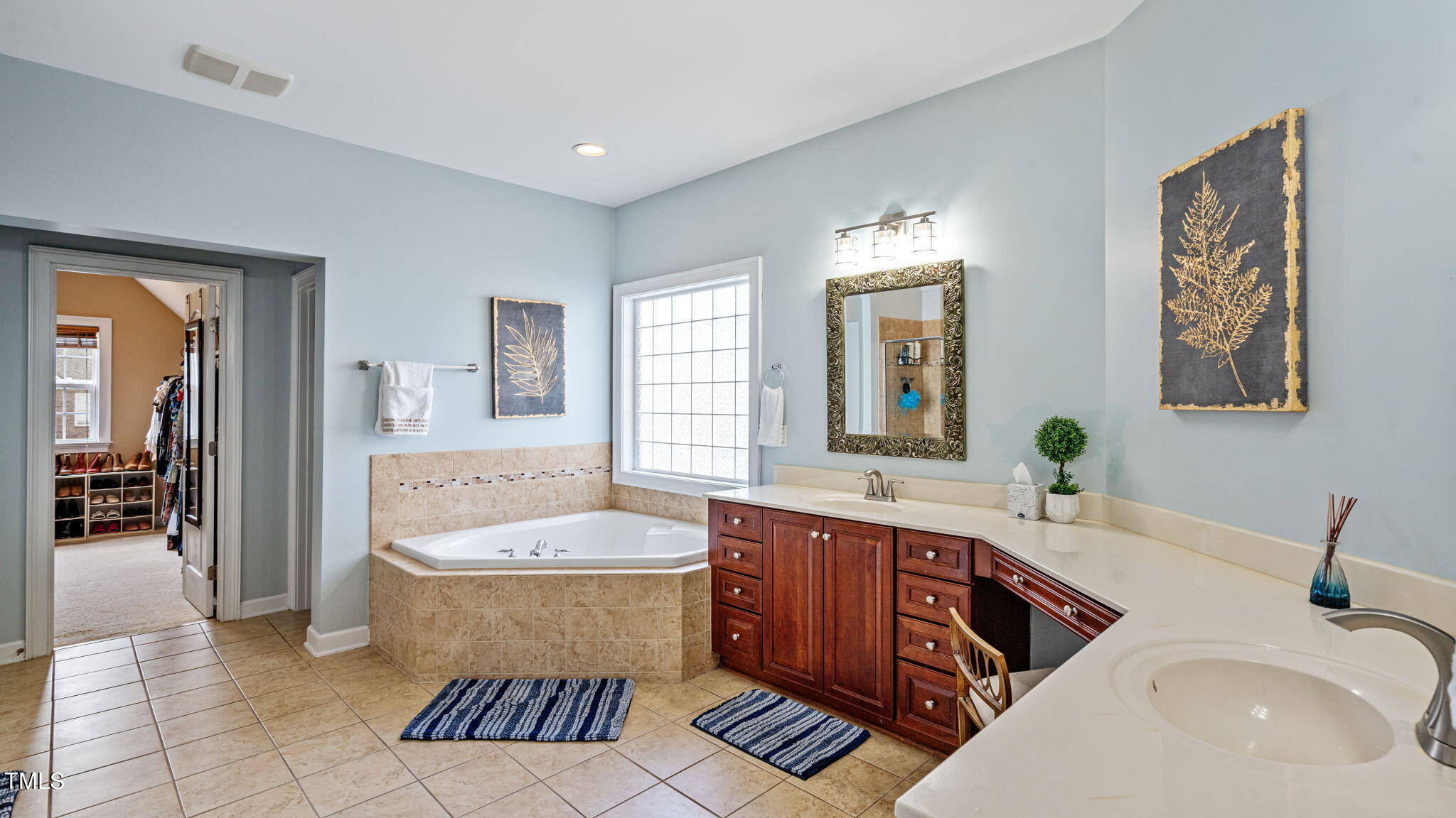 5816 Claribel Court
