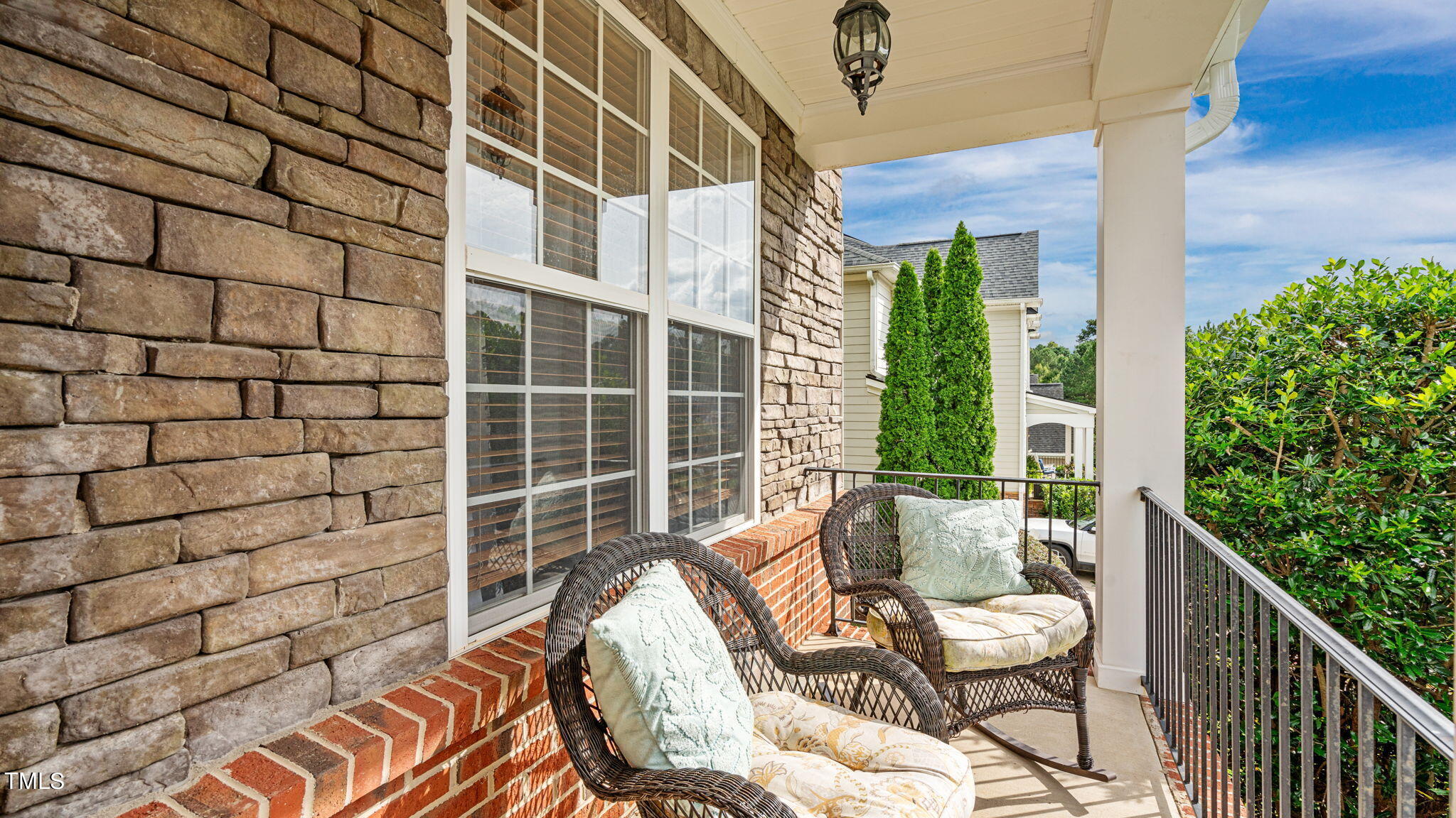 5816 Claribel Court