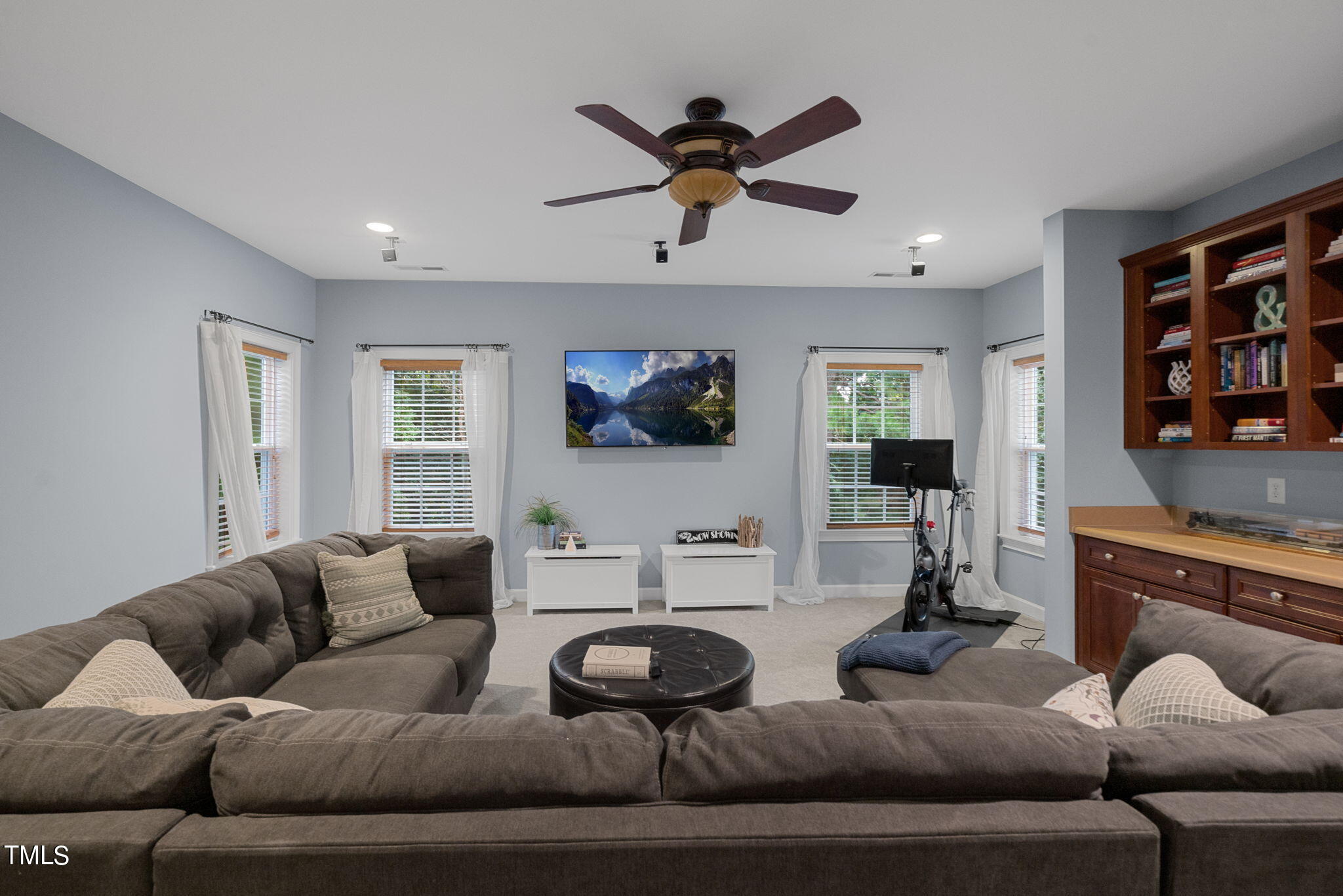 5816 Claribel Court