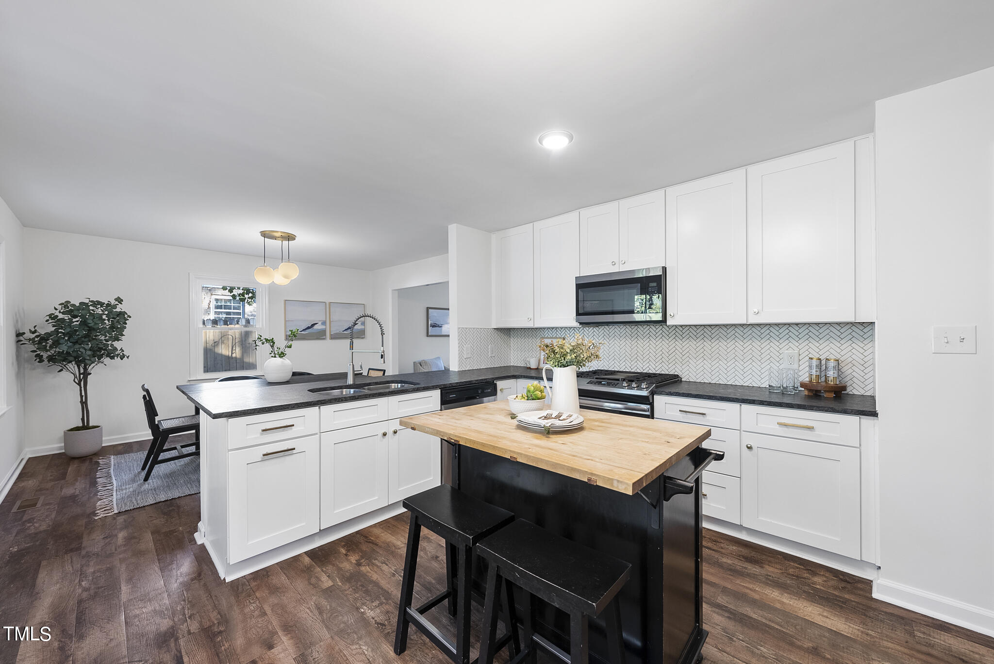 5309 Cedarwood Drive