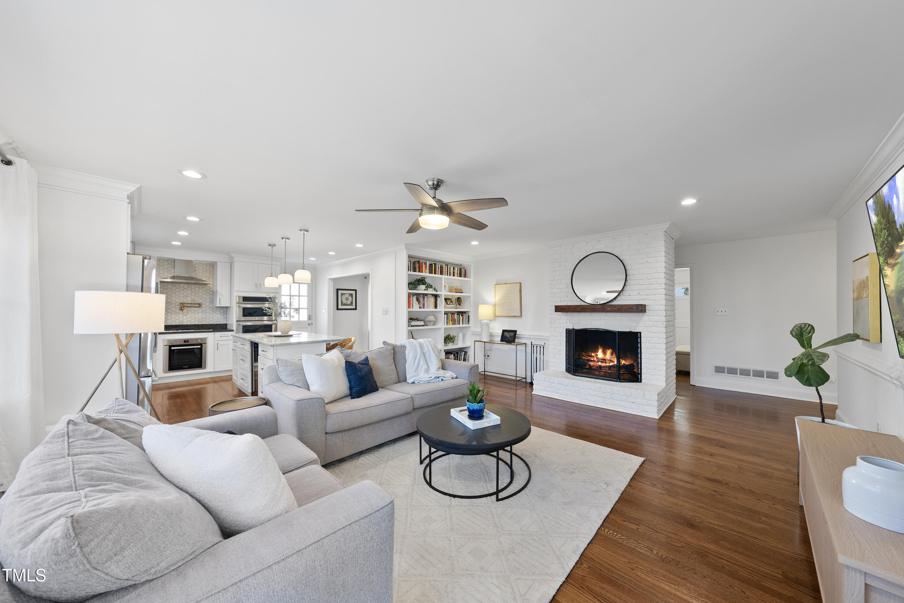 5405 Cedarwood Drive