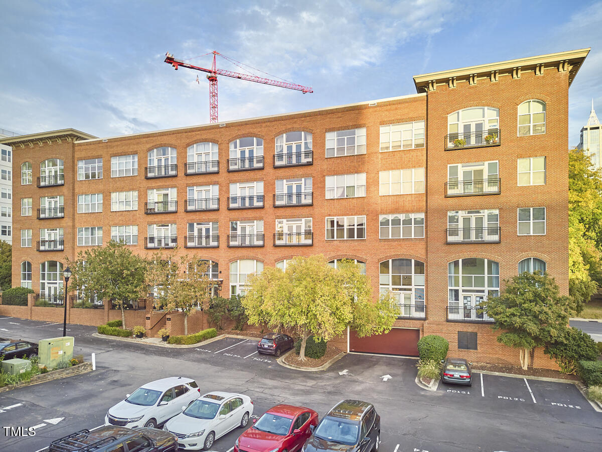200 S Dawson Street # 303