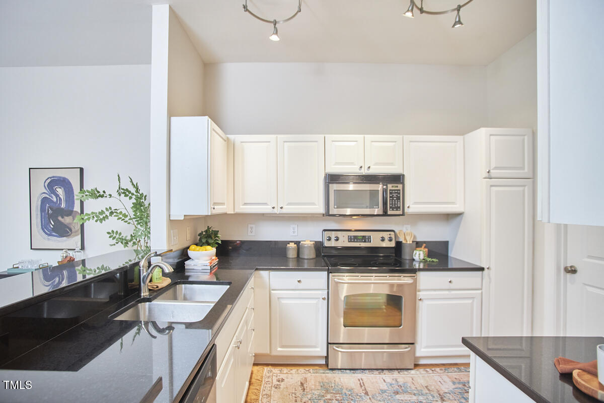 200 S Dawson Street # 303