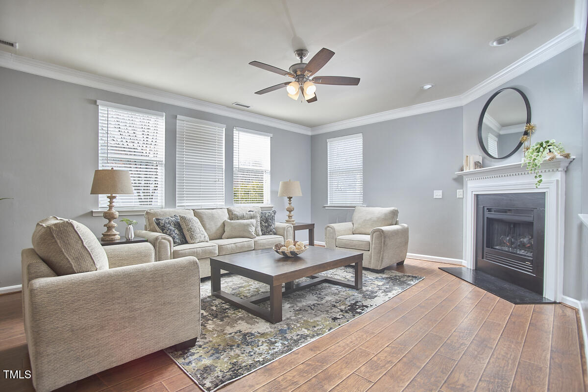 442 Steel Hopper Way