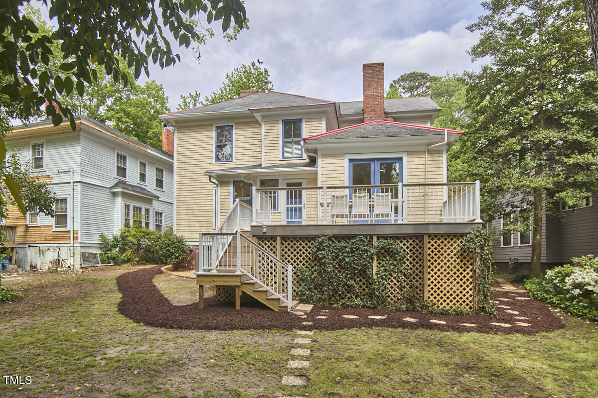 1005 W Lenoir Street