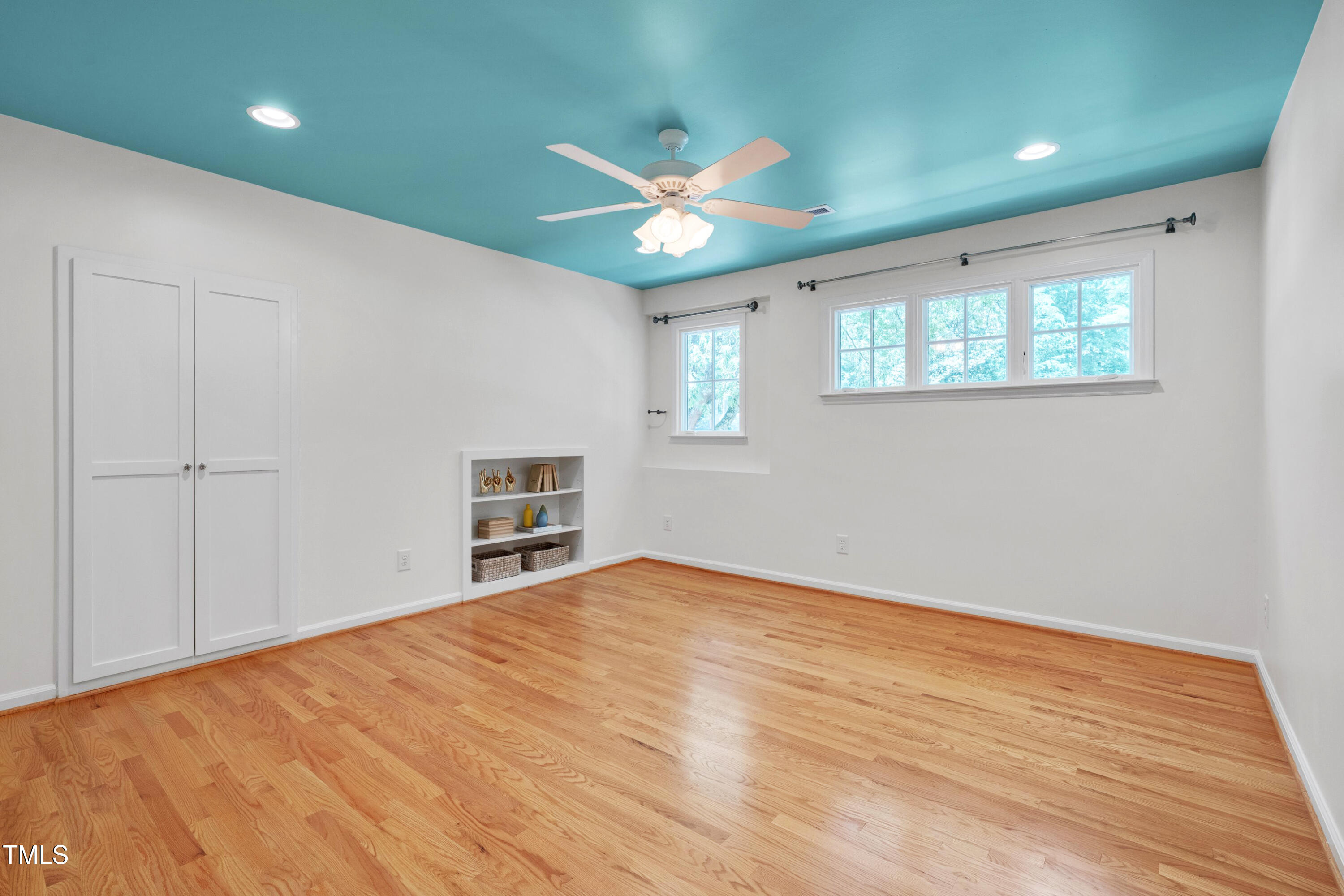 823 Churchill Drive