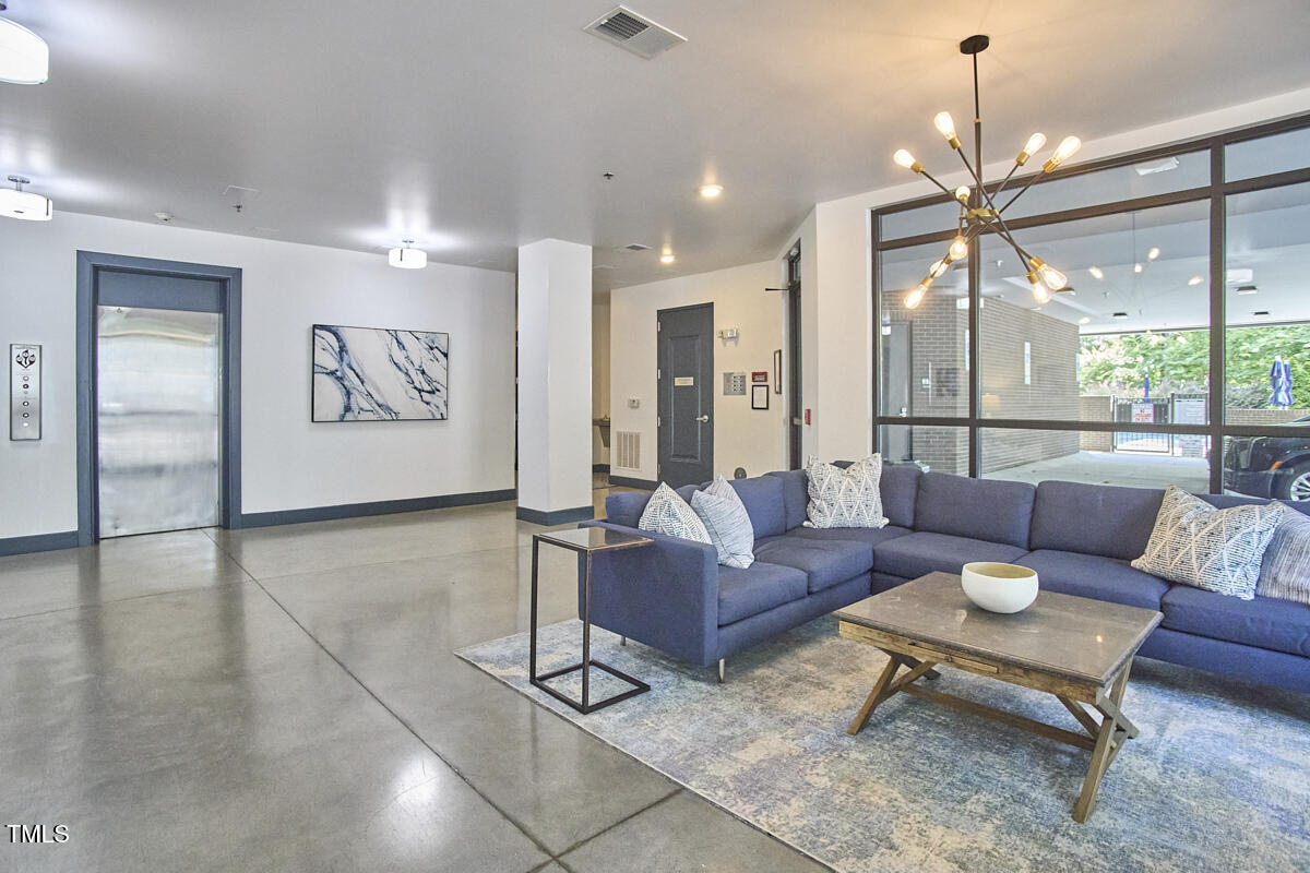 1300 St Mary'S Street # 308