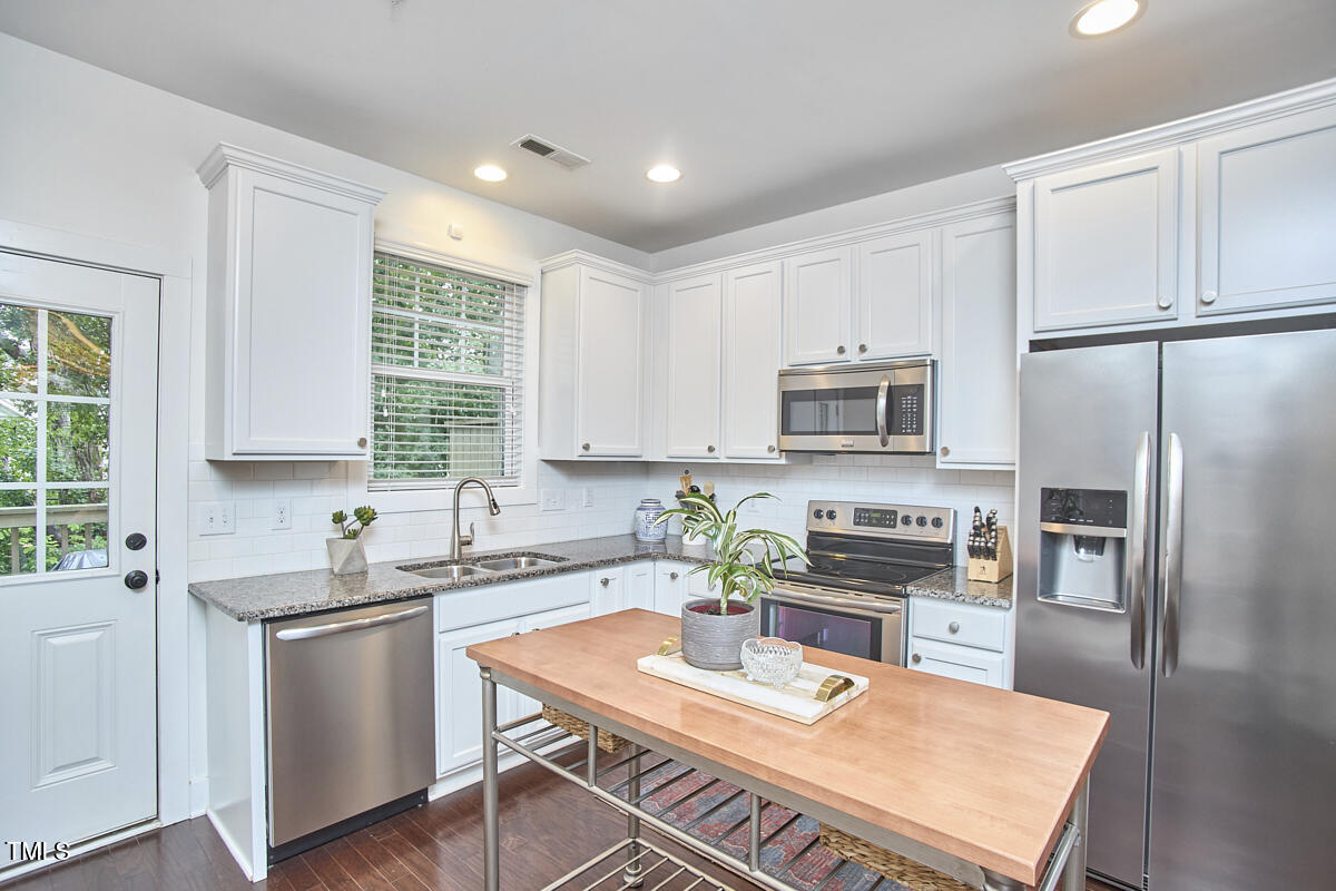 2806 Bedford Green Drive # 108