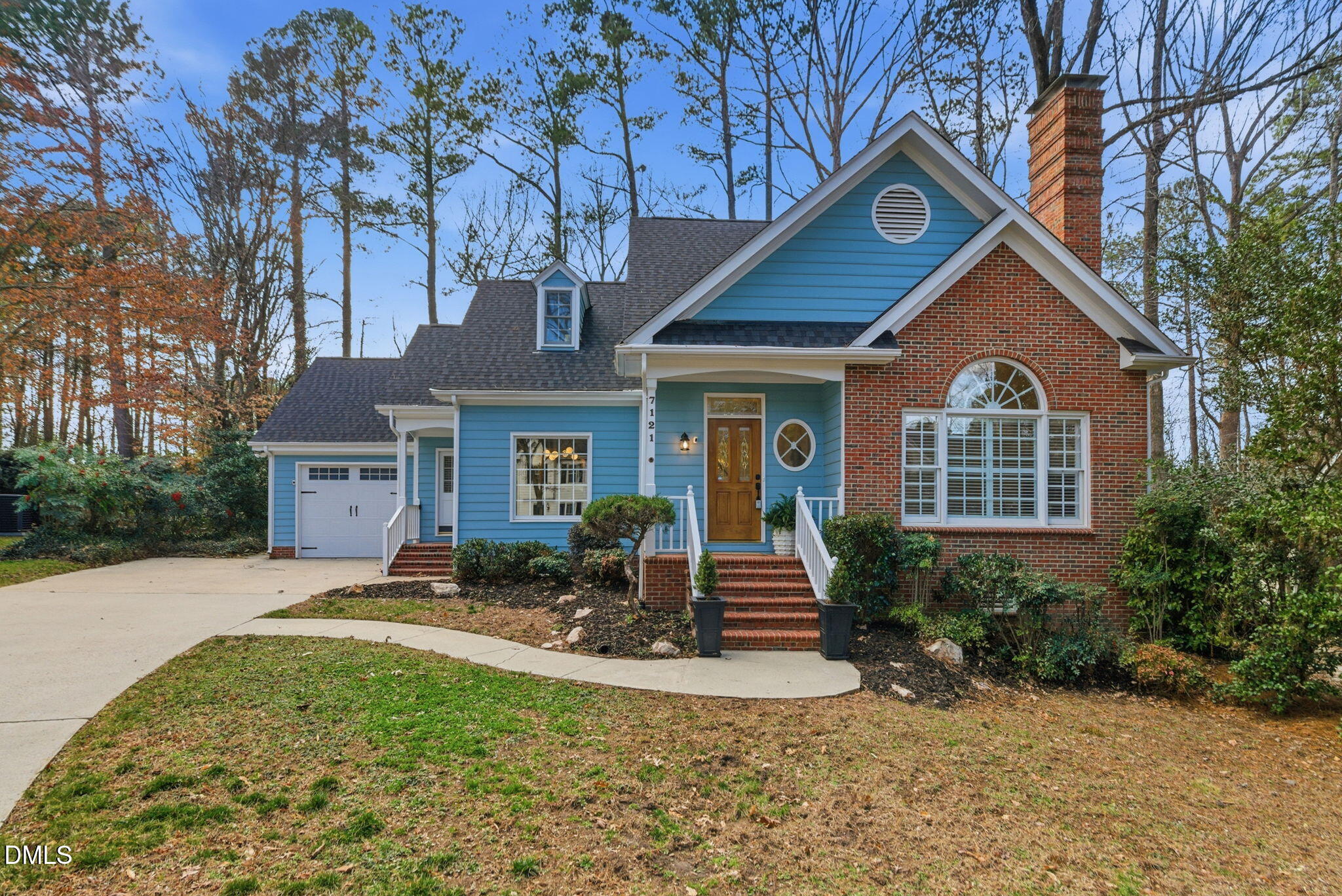 7121 Kinross Drive