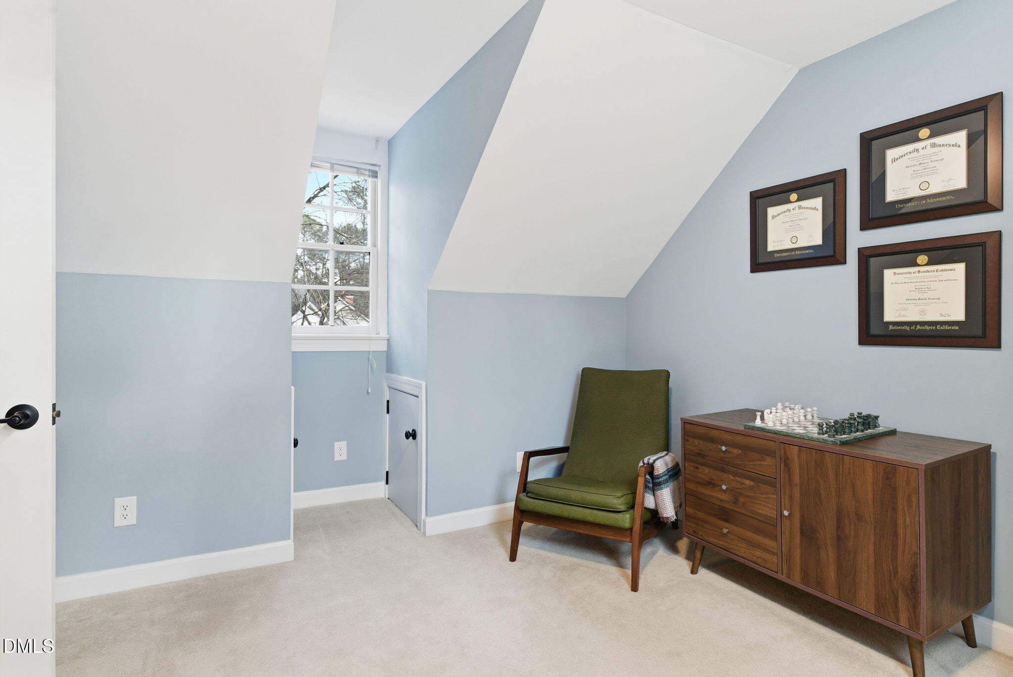 7121 Kinross Drive