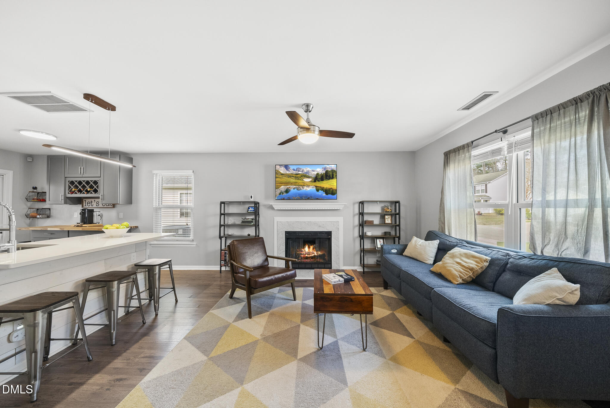 5009 Silverdene Street