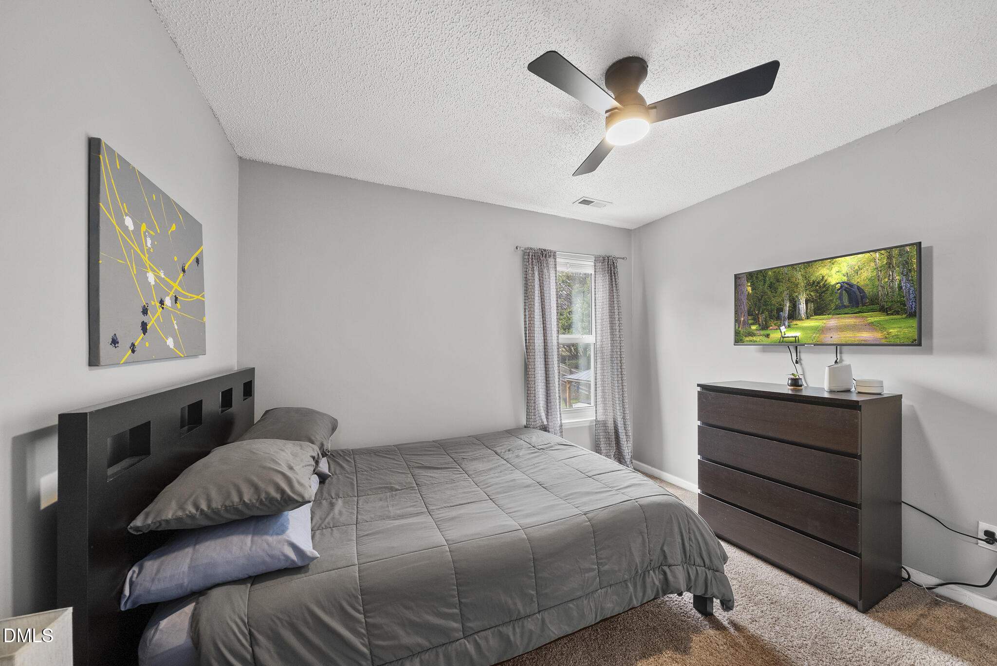 5009 Silverdene Street