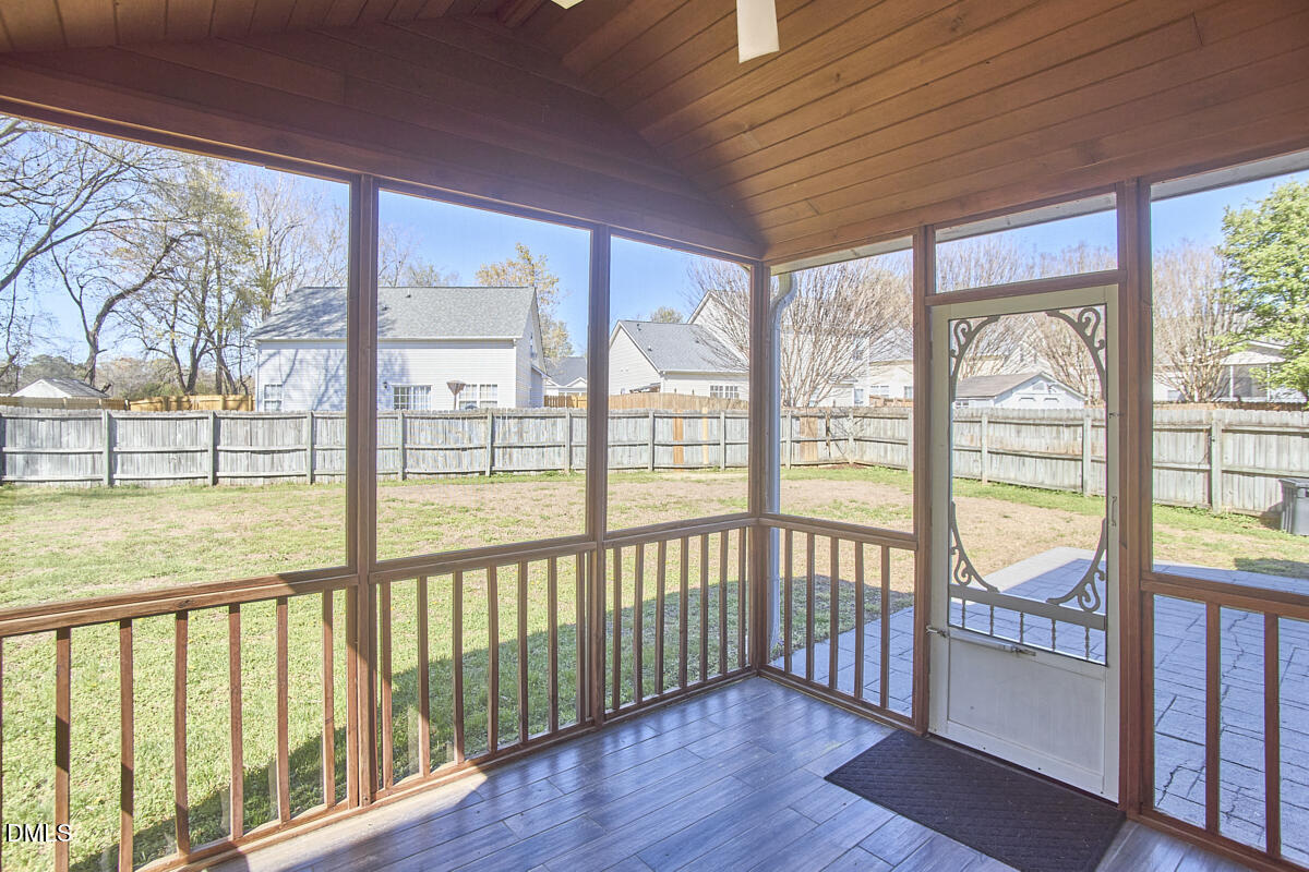 3008 Knottsberry Way