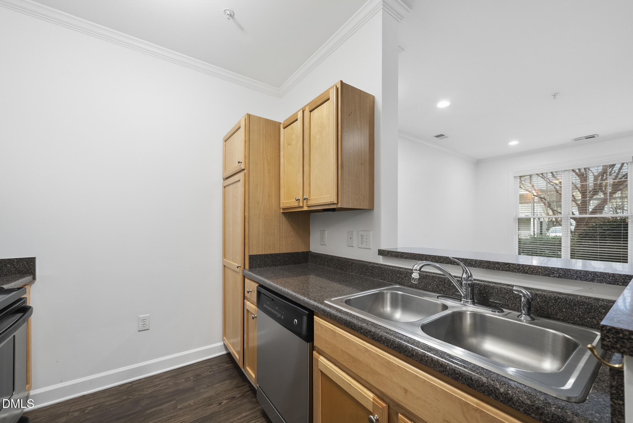 1301 Durlain Drive # 105