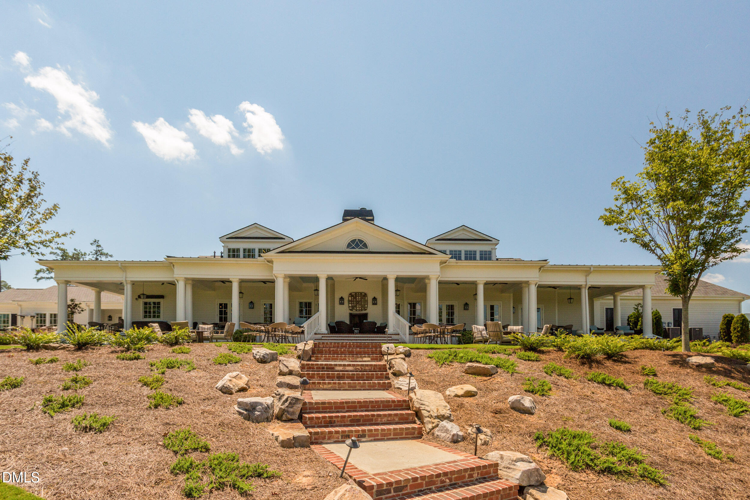 1612 Green Oaks Parkway