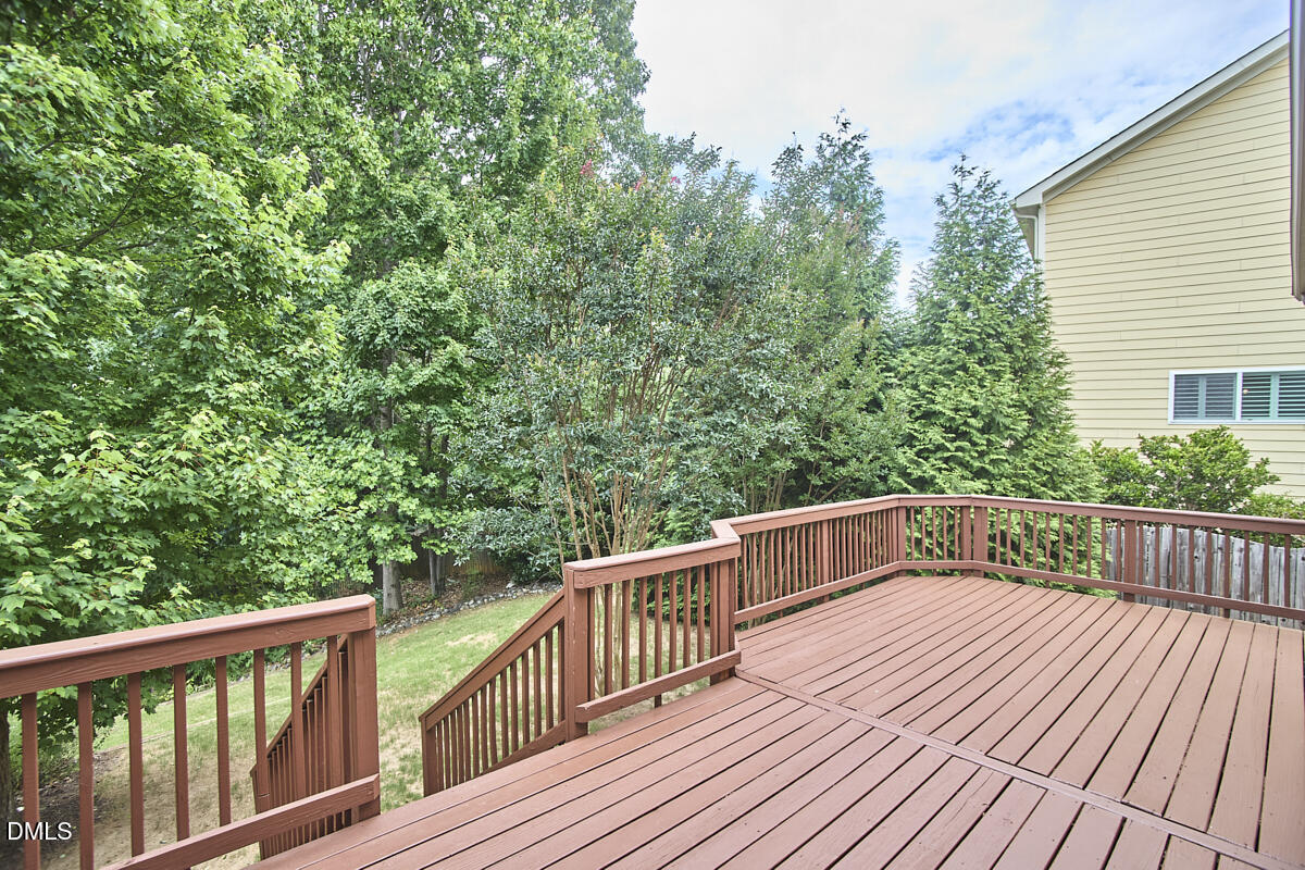 304 Shorehouse Way