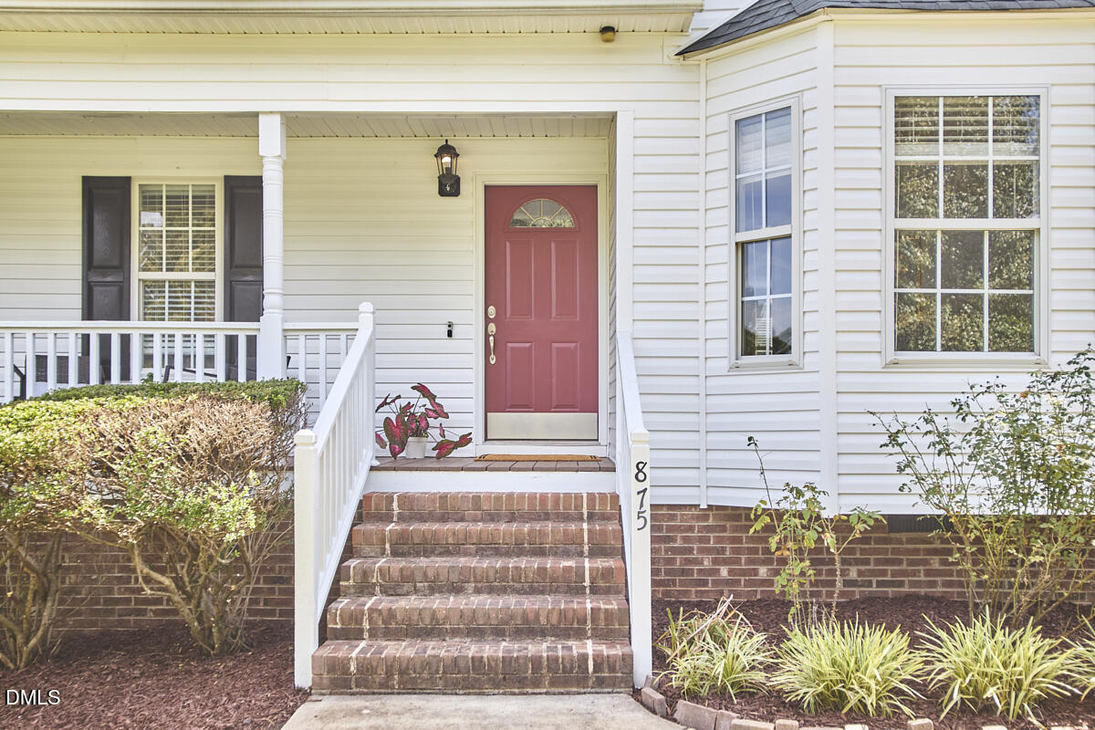 875 Sunrise Drive