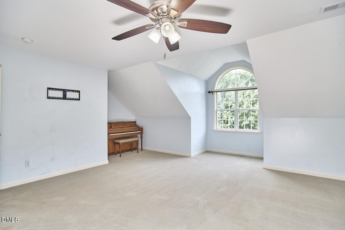 875 Sunrise Drive