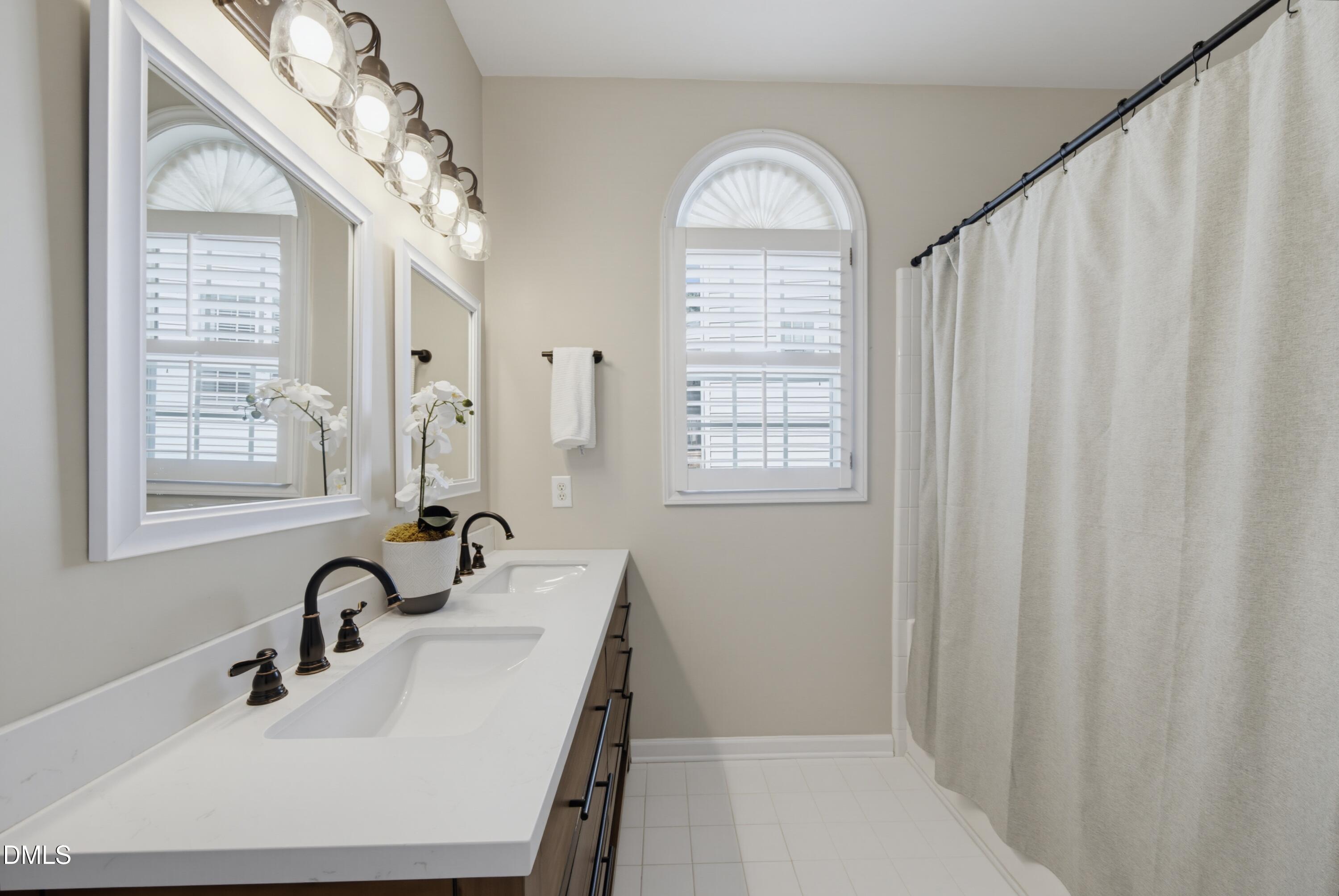 2420 Silver Lake Trail