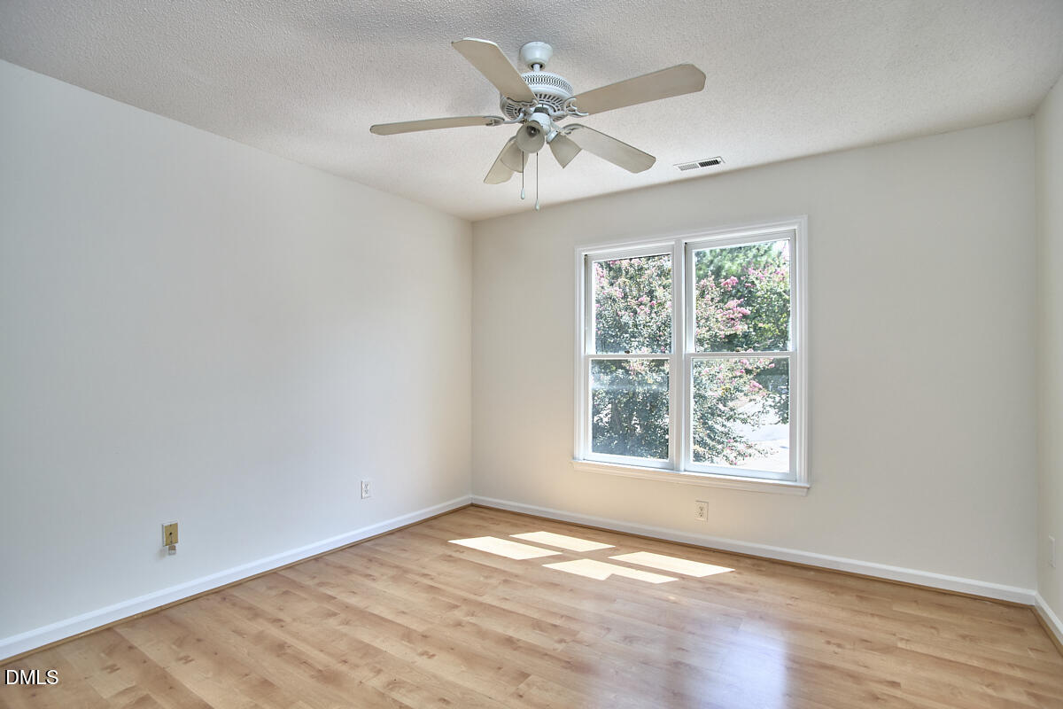 9 Hickory Wood Square
