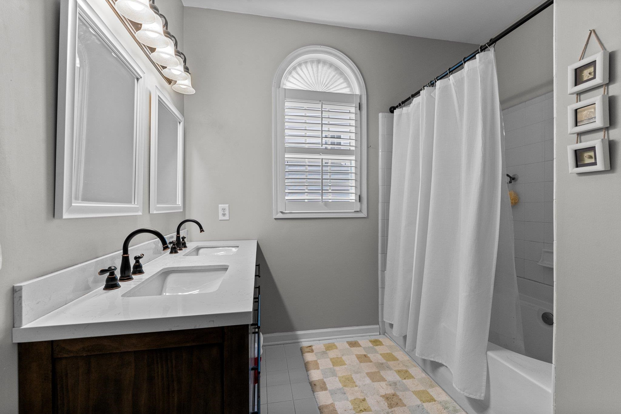 2420 Silver Lake Trail