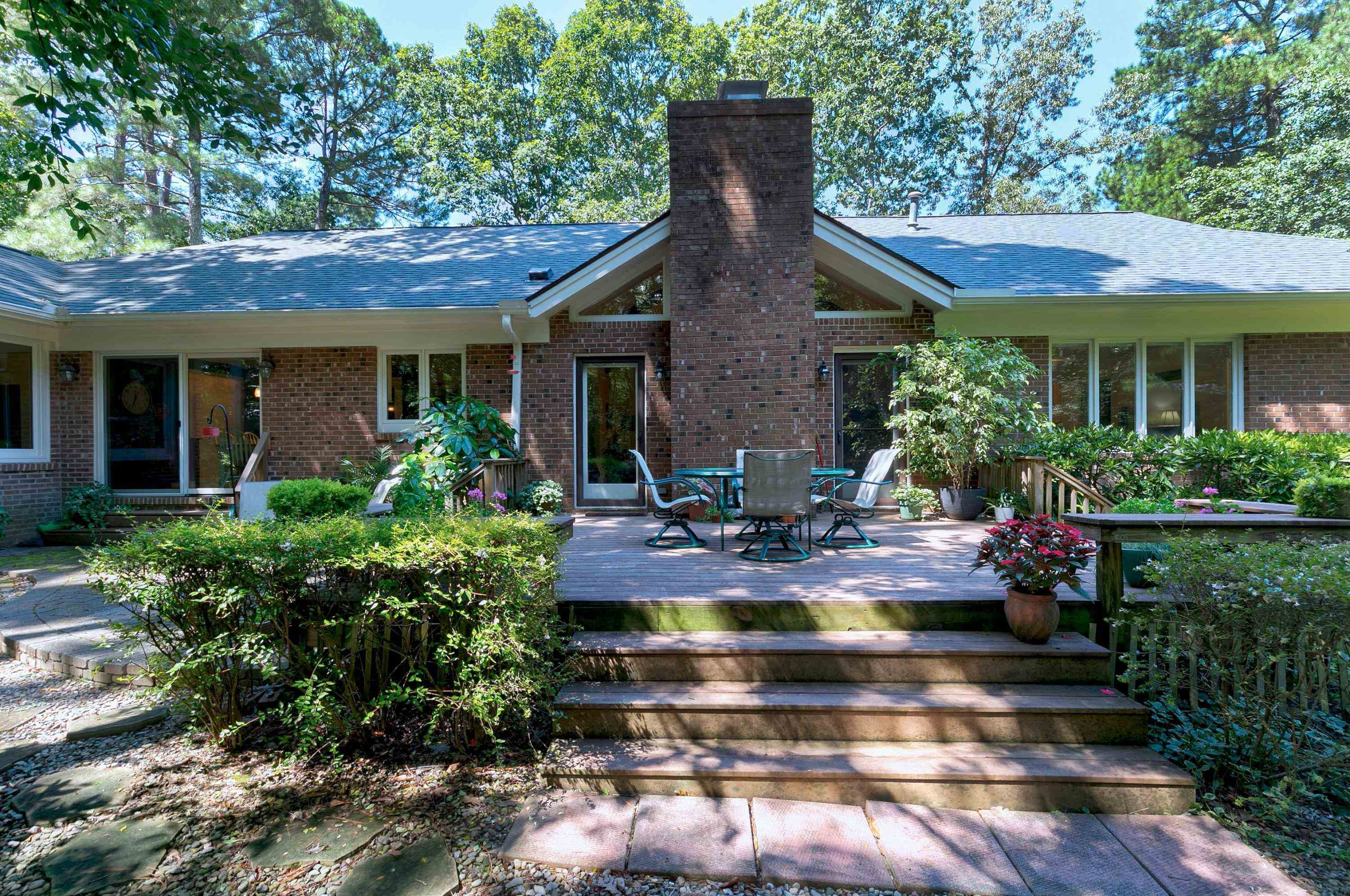 9605 Kingsford Drive