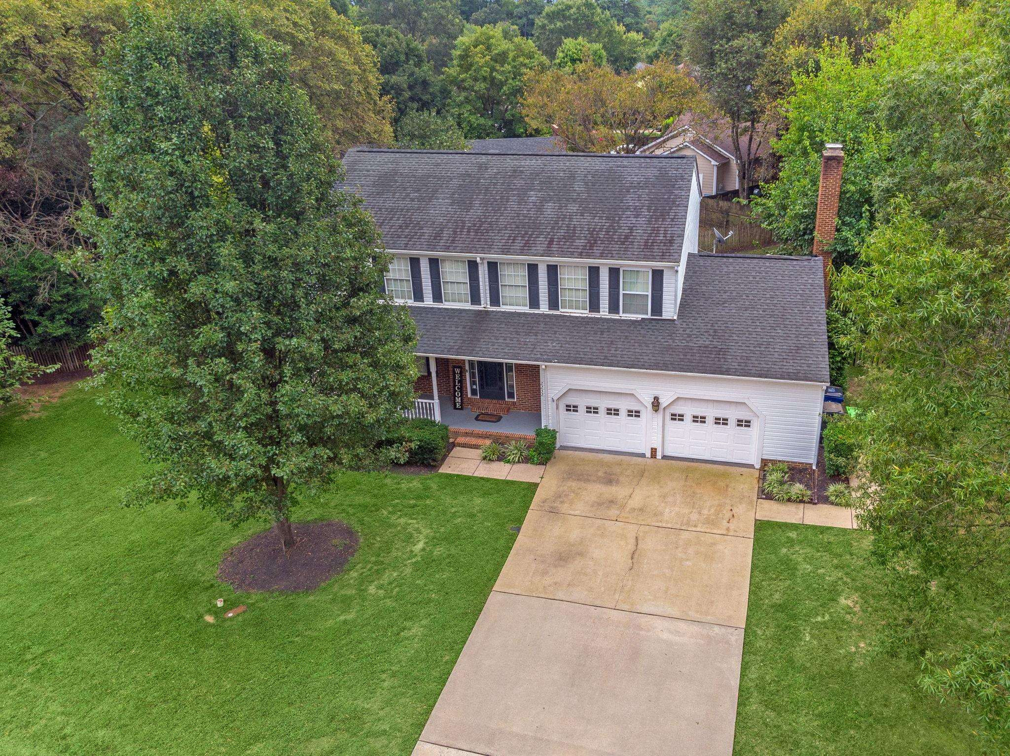 2232 Heathrowe Place