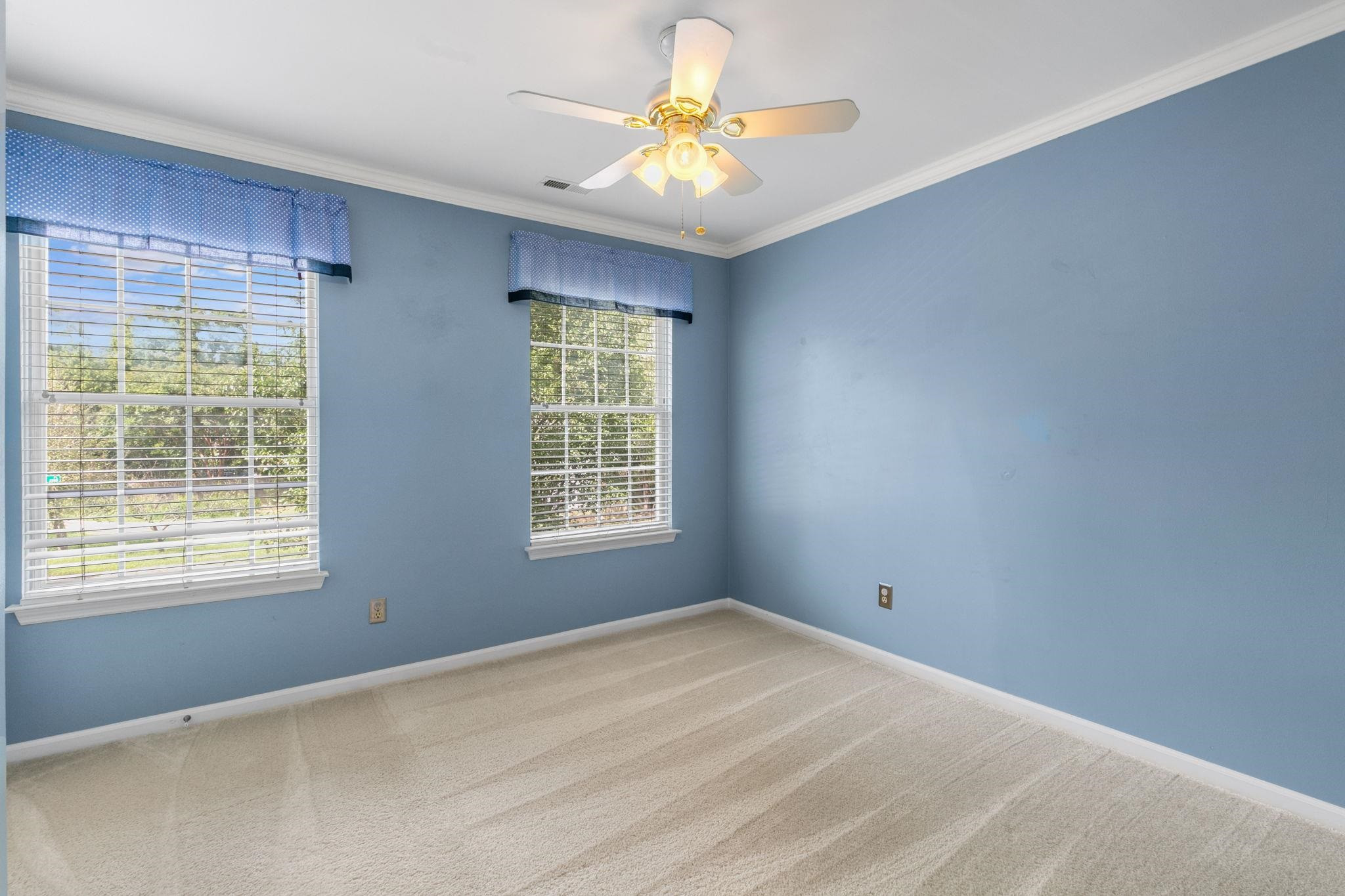 2232 Heathrowe Place