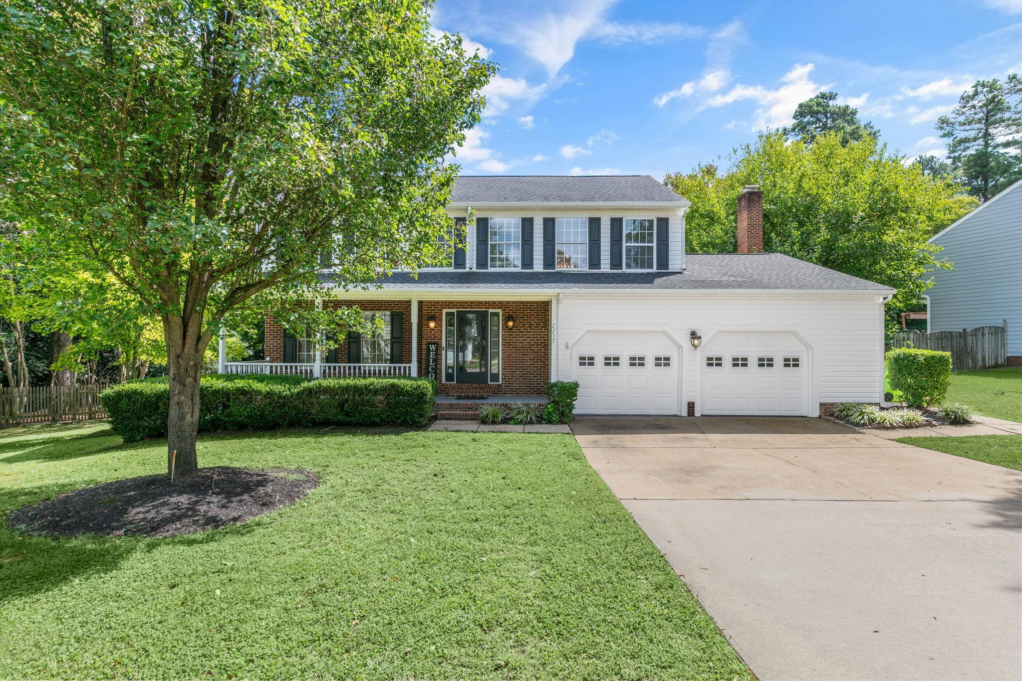 2232 Heathrowe Place