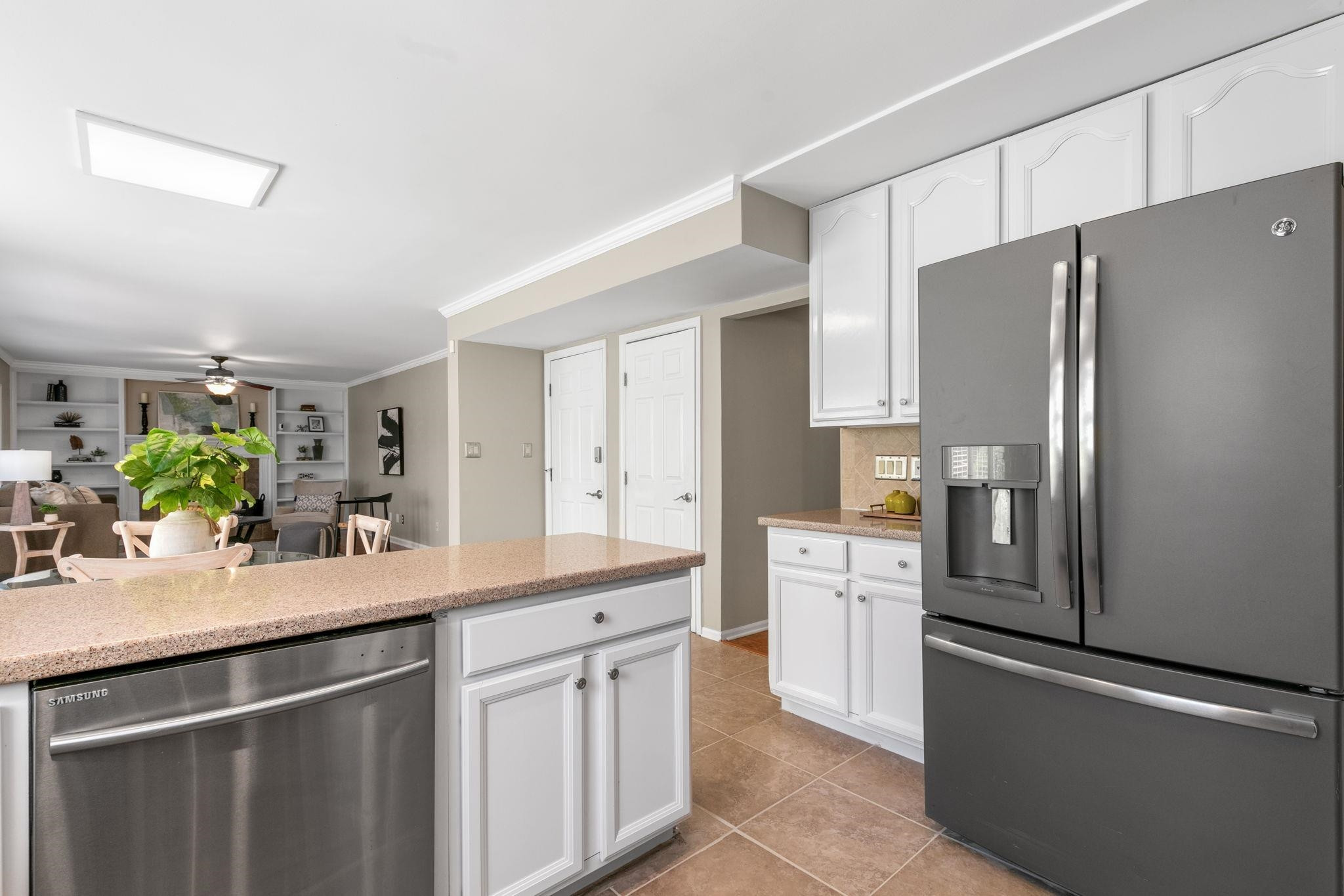 2232 Heathrowe Place