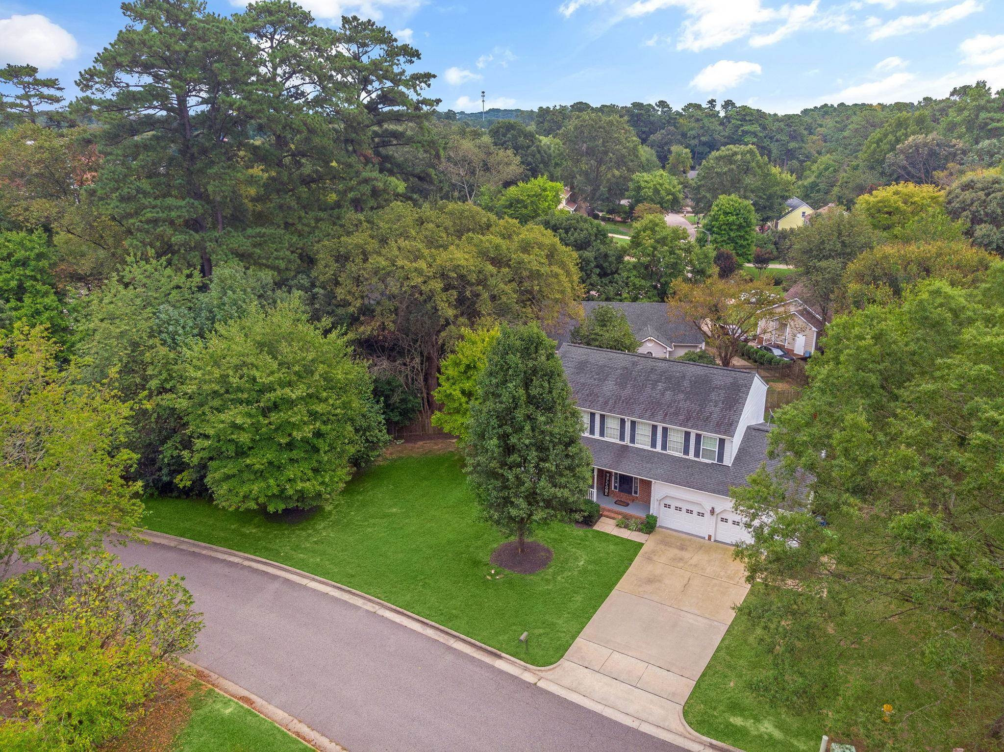 2232 Heathrowe Place