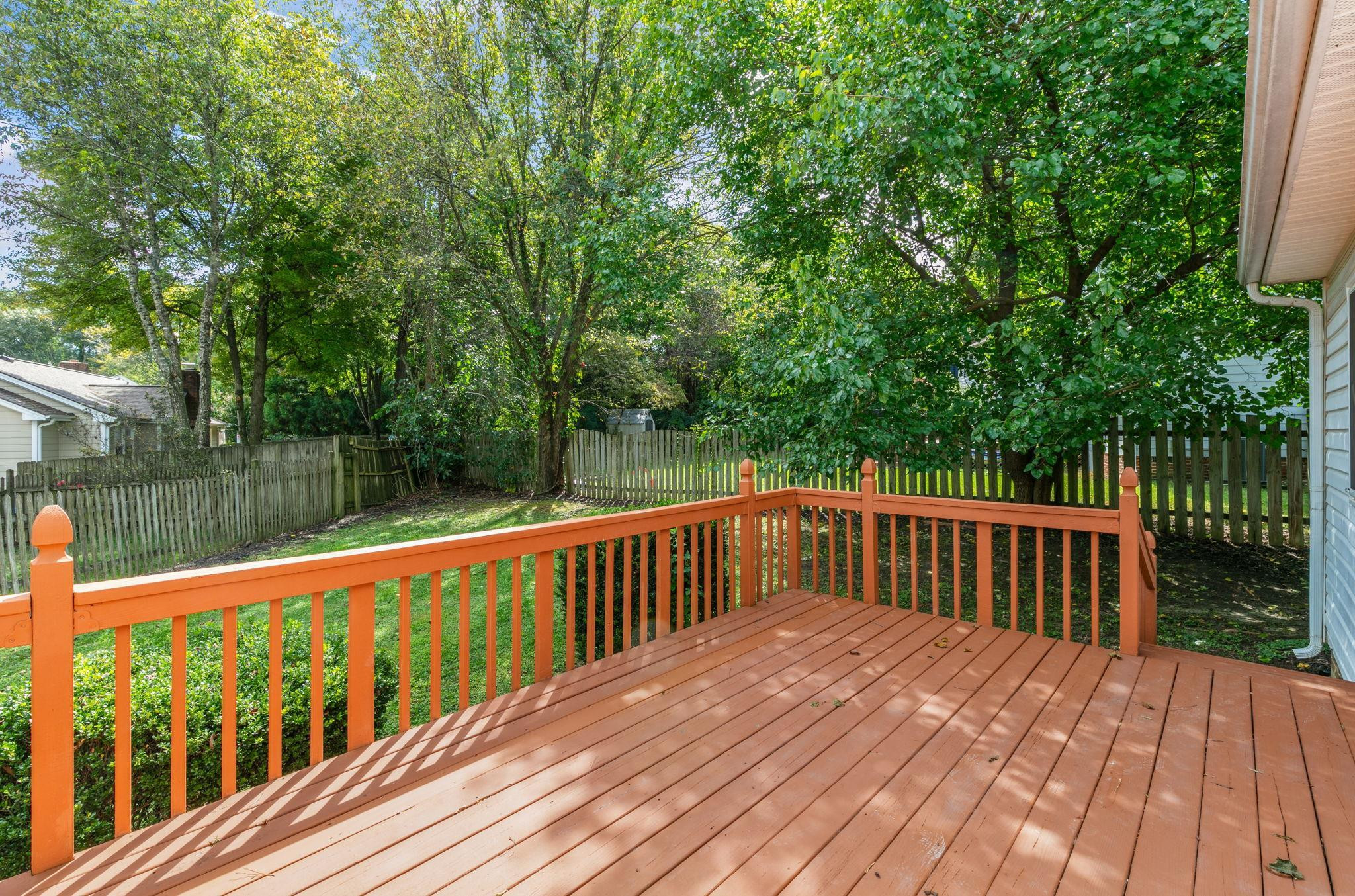 2232 Heathrowe Place