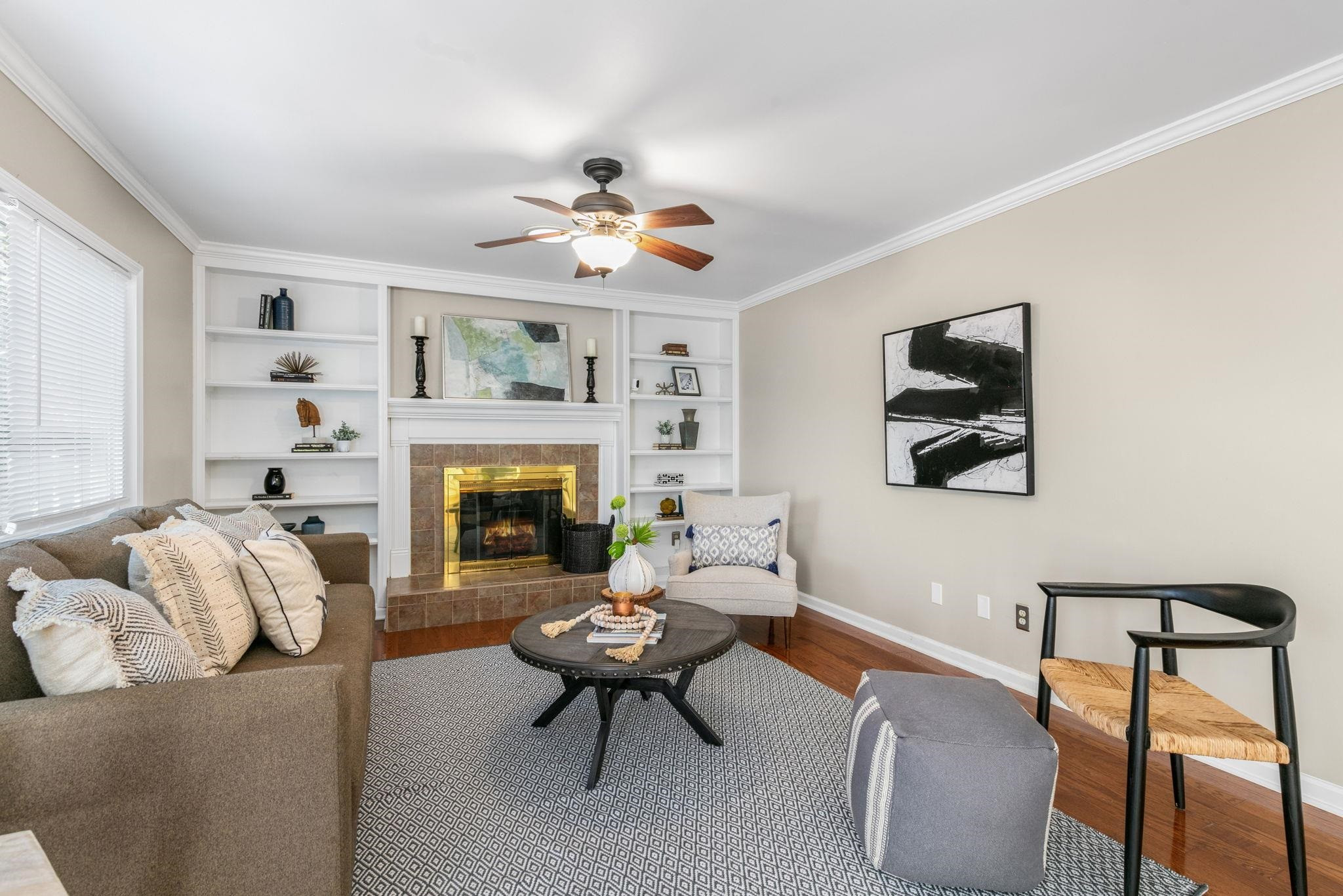 2232 Heathrowe Place