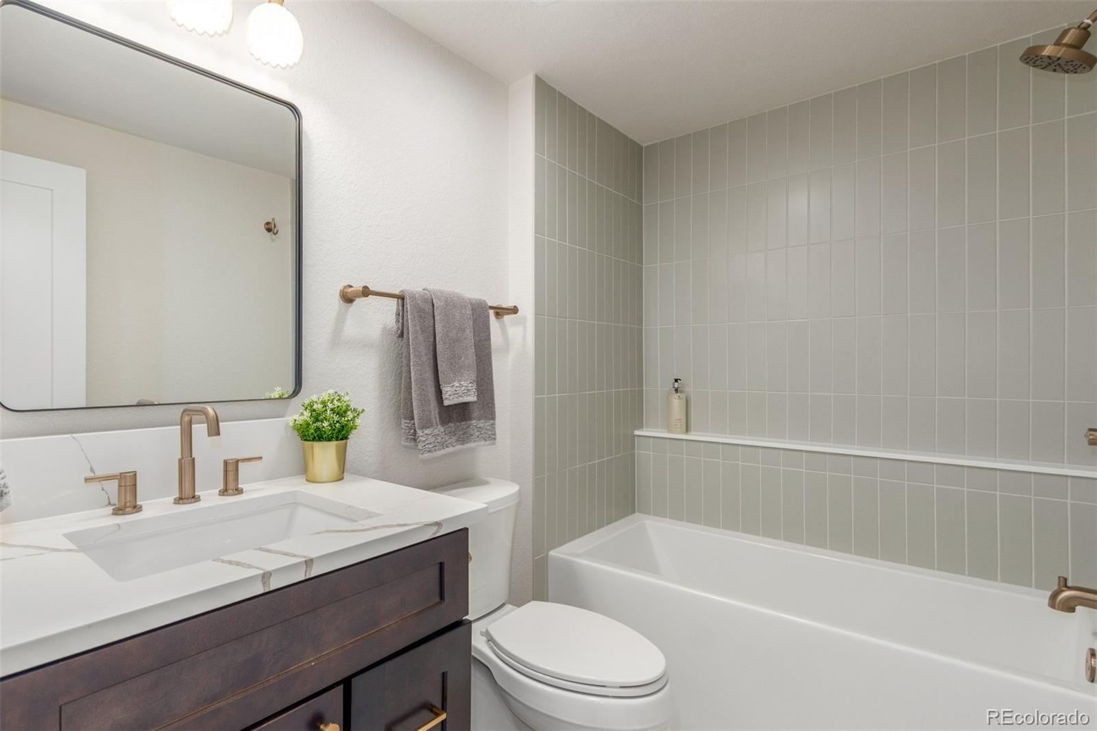 8691 E Kettle Avenue