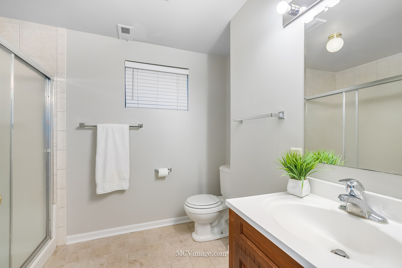 2736 Flagstone Circle