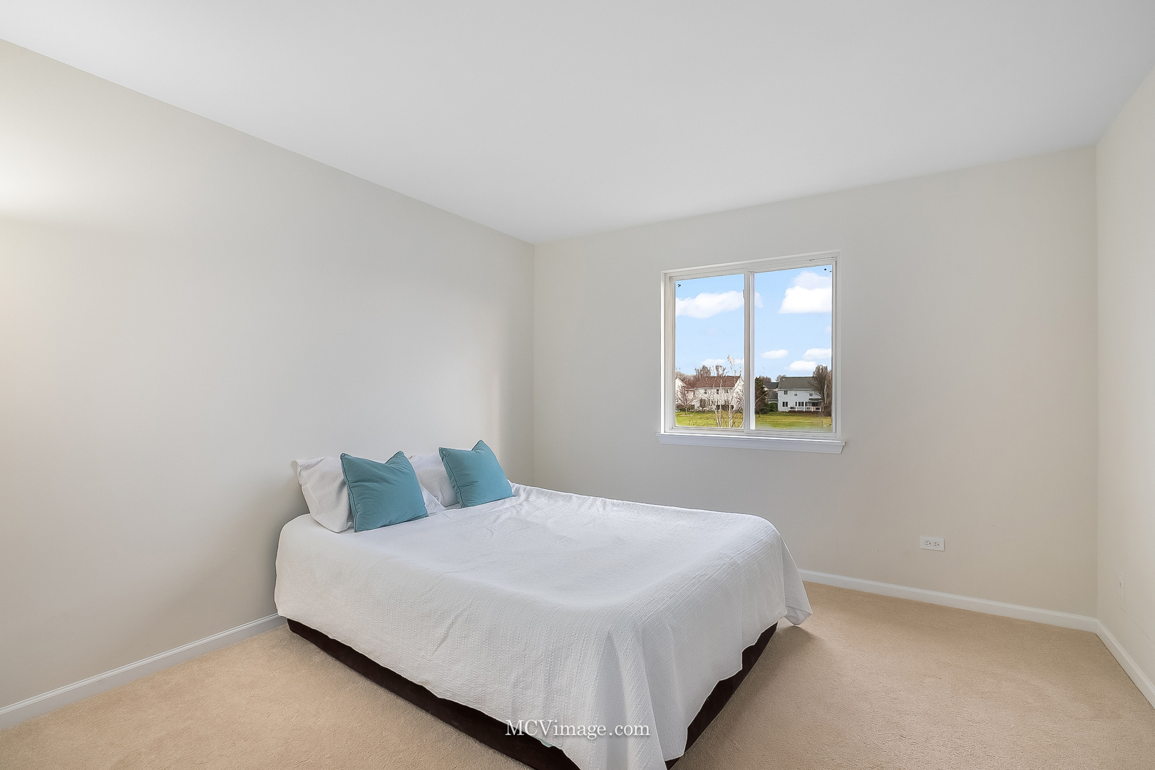 2736 Flagstone Circle