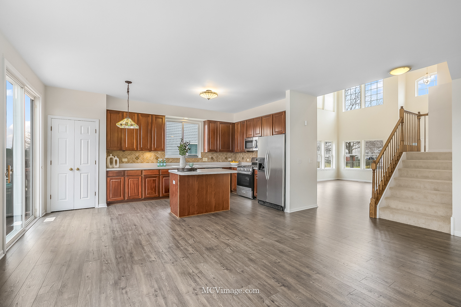 2736 Flagstone Circle