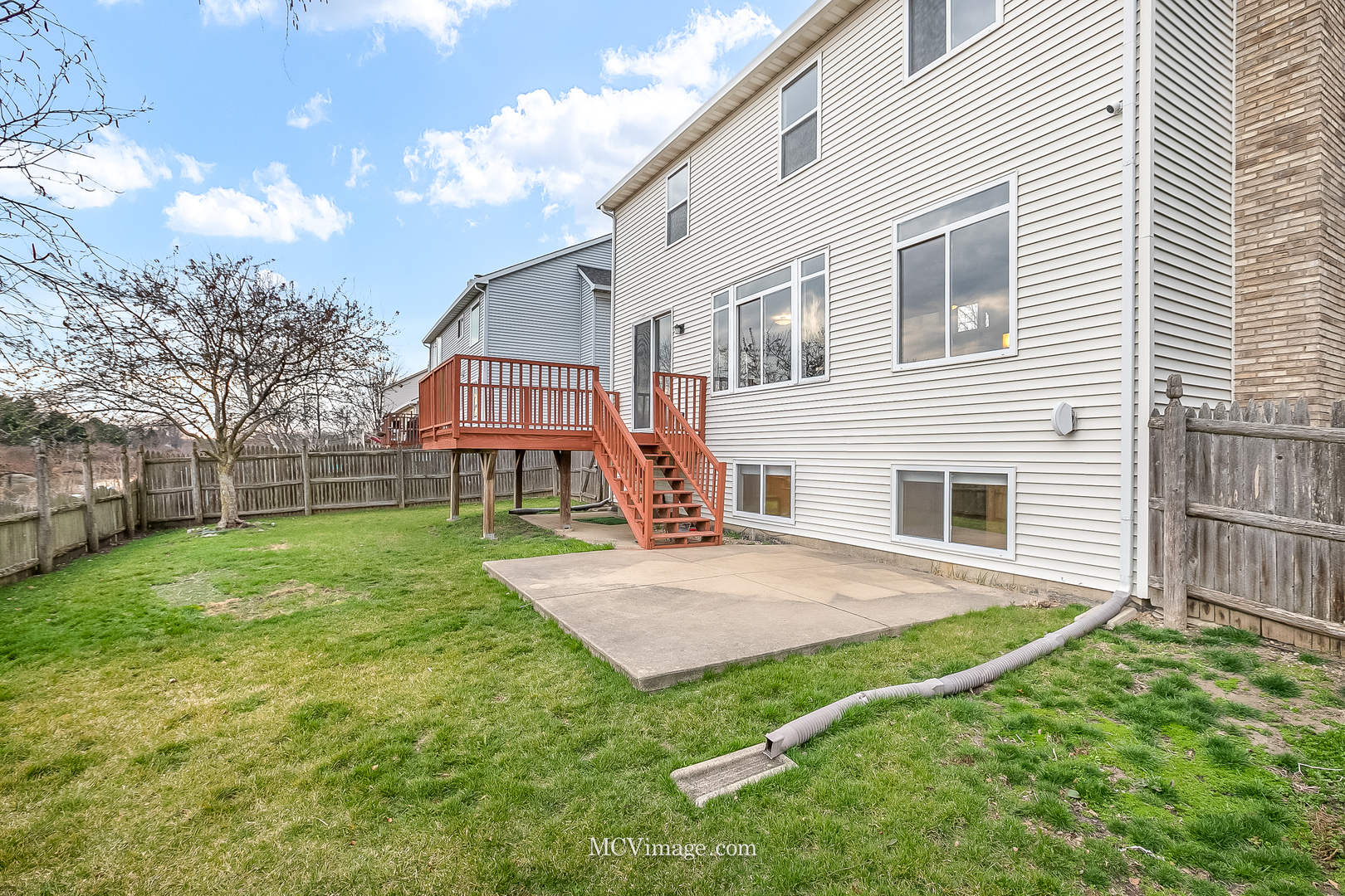 2736 Flagstone Circle