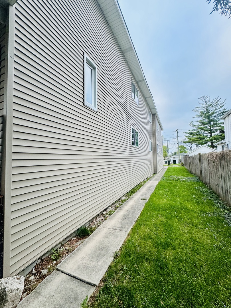 3810 Butterfield Road