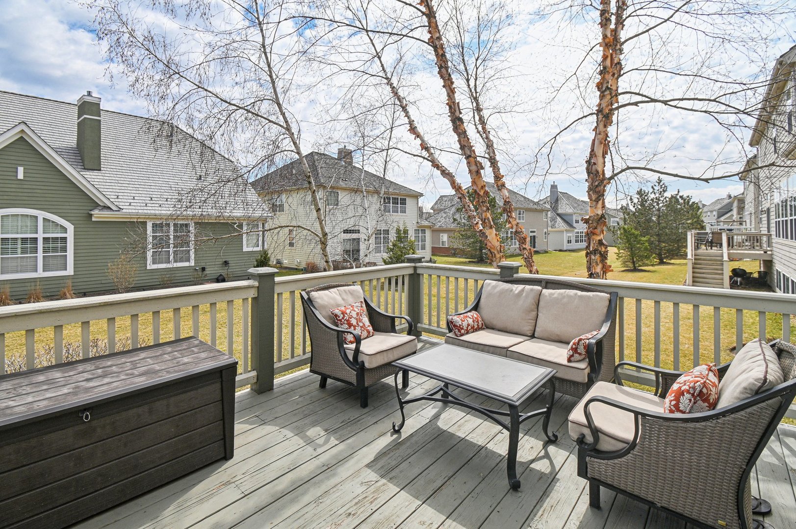 1037 MORAY Drive