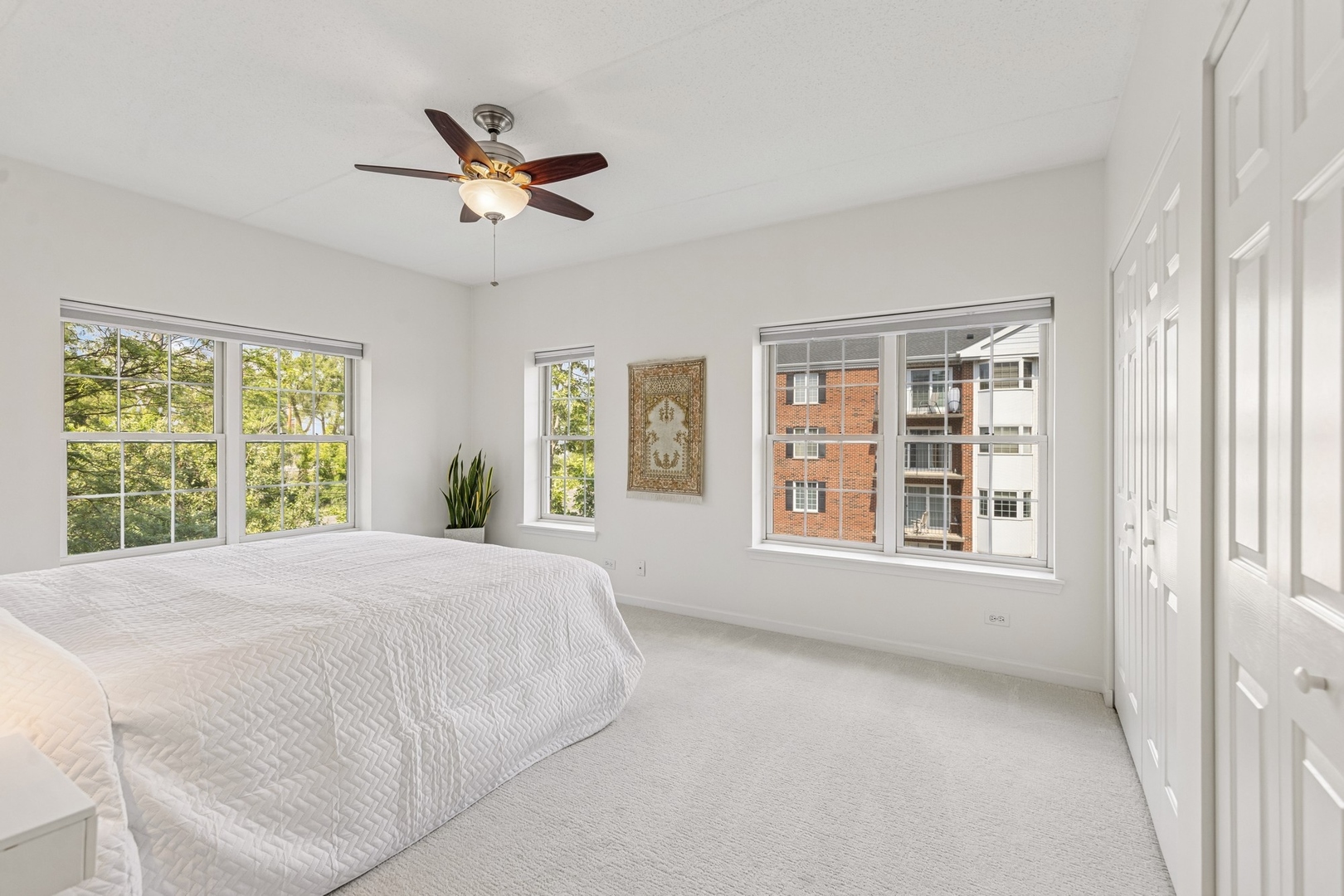 400 Mcdaniels Circle Unit: 303