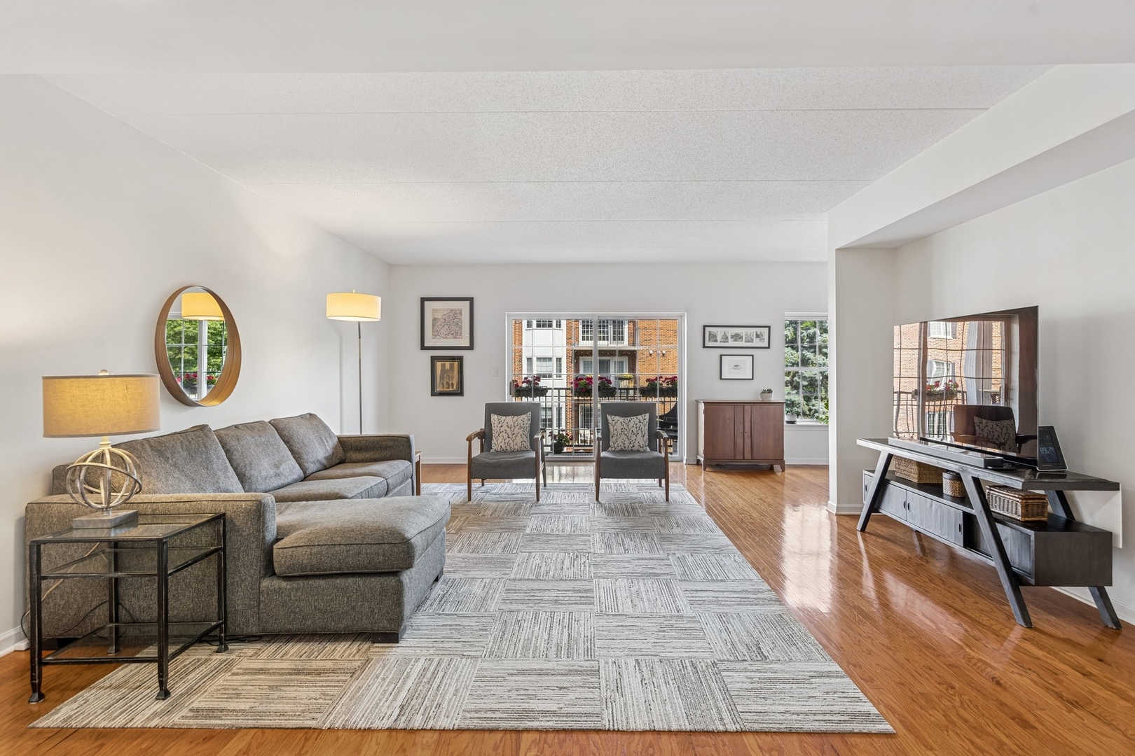400 Mcdaniels Circle Unit: 303