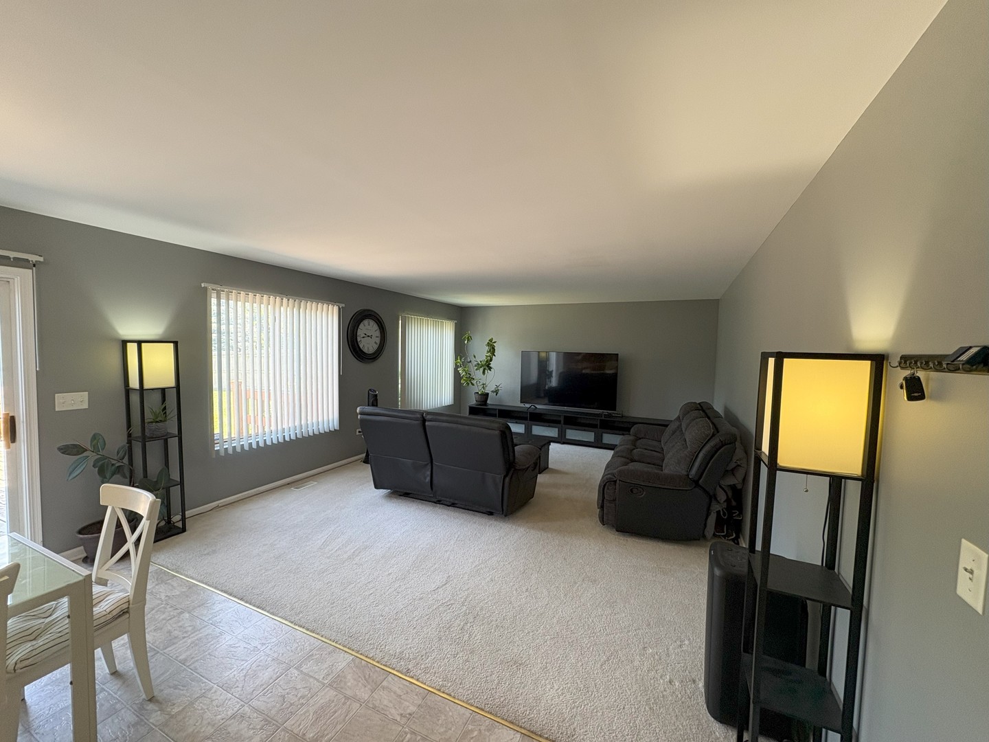 3808 Thoroughbred Lane