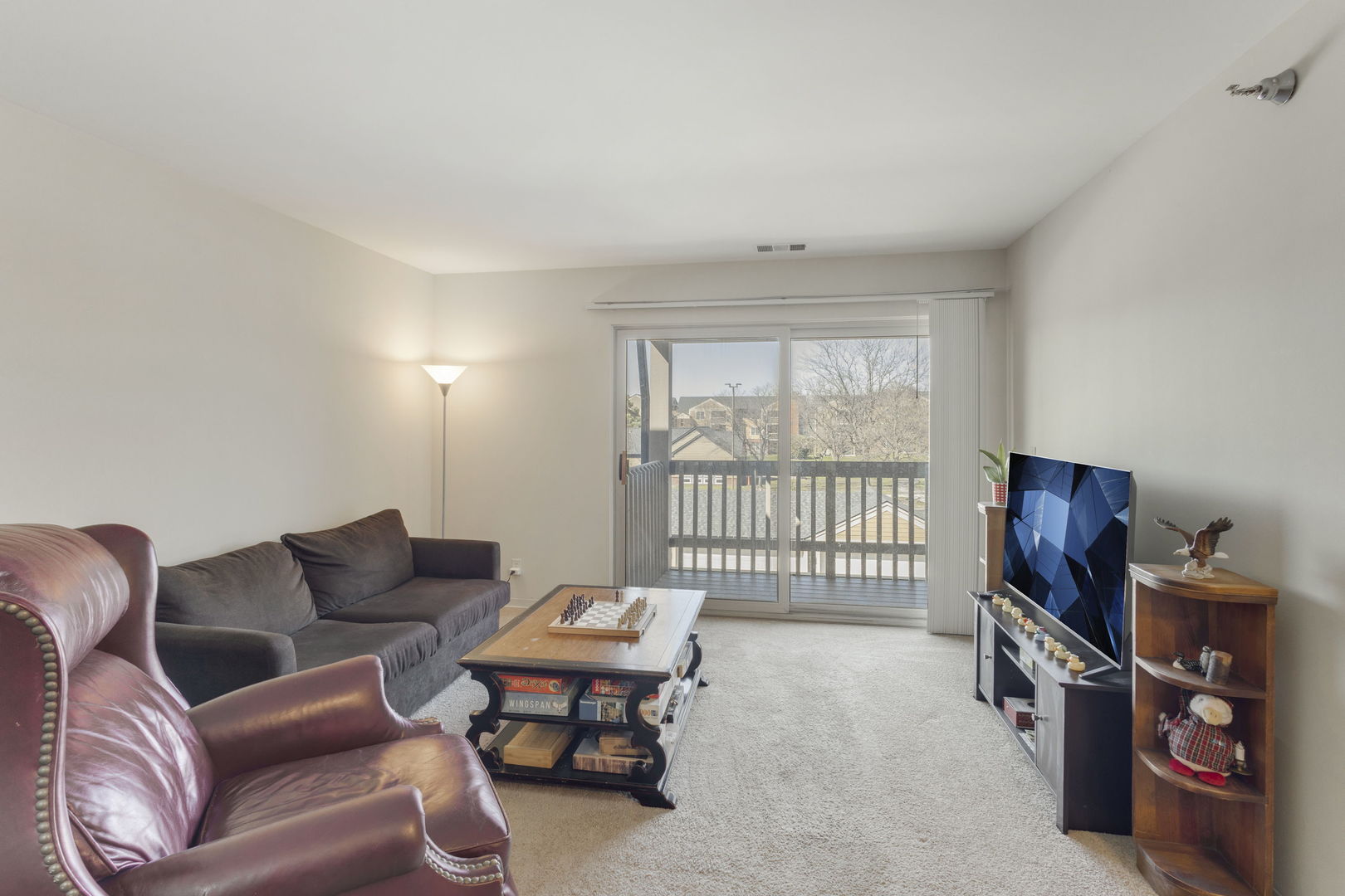 208 Glengarry Drive Unit: 301