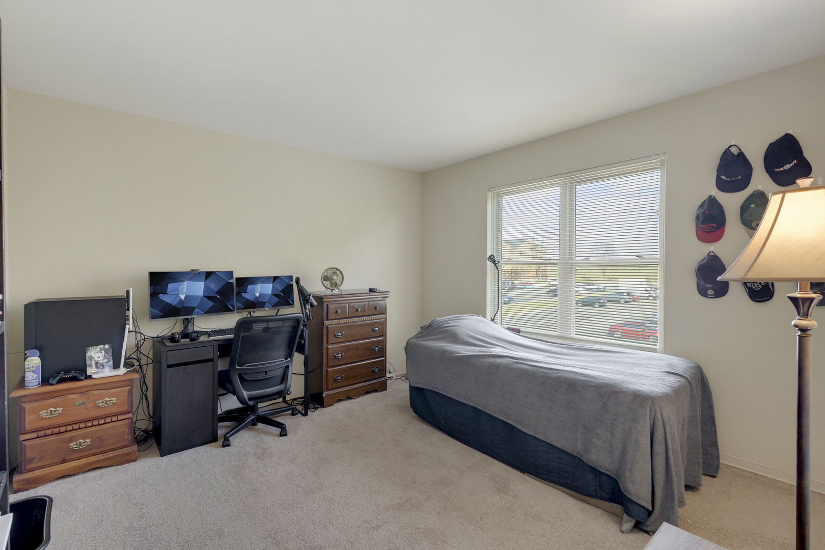 208 Glengarry Drive Unit: 301