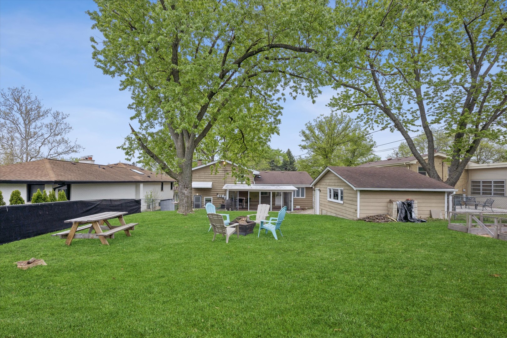 5923 Brookbank Road