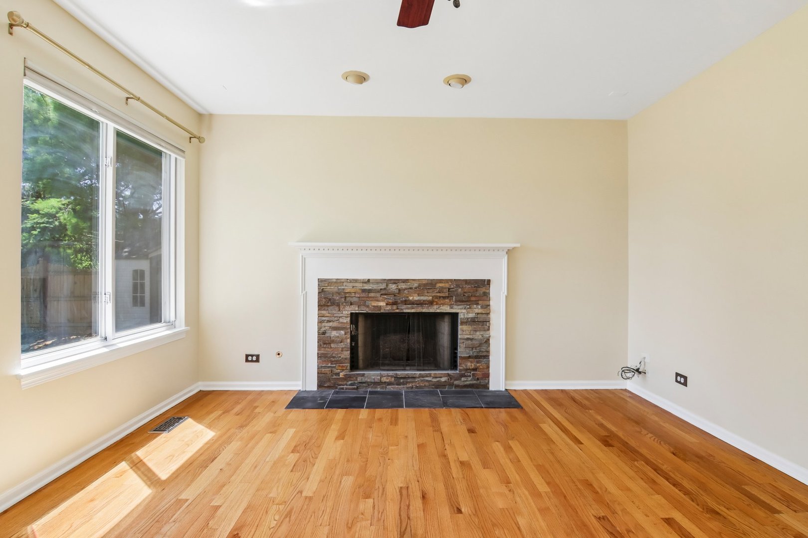 1322 Pennsbury Lane