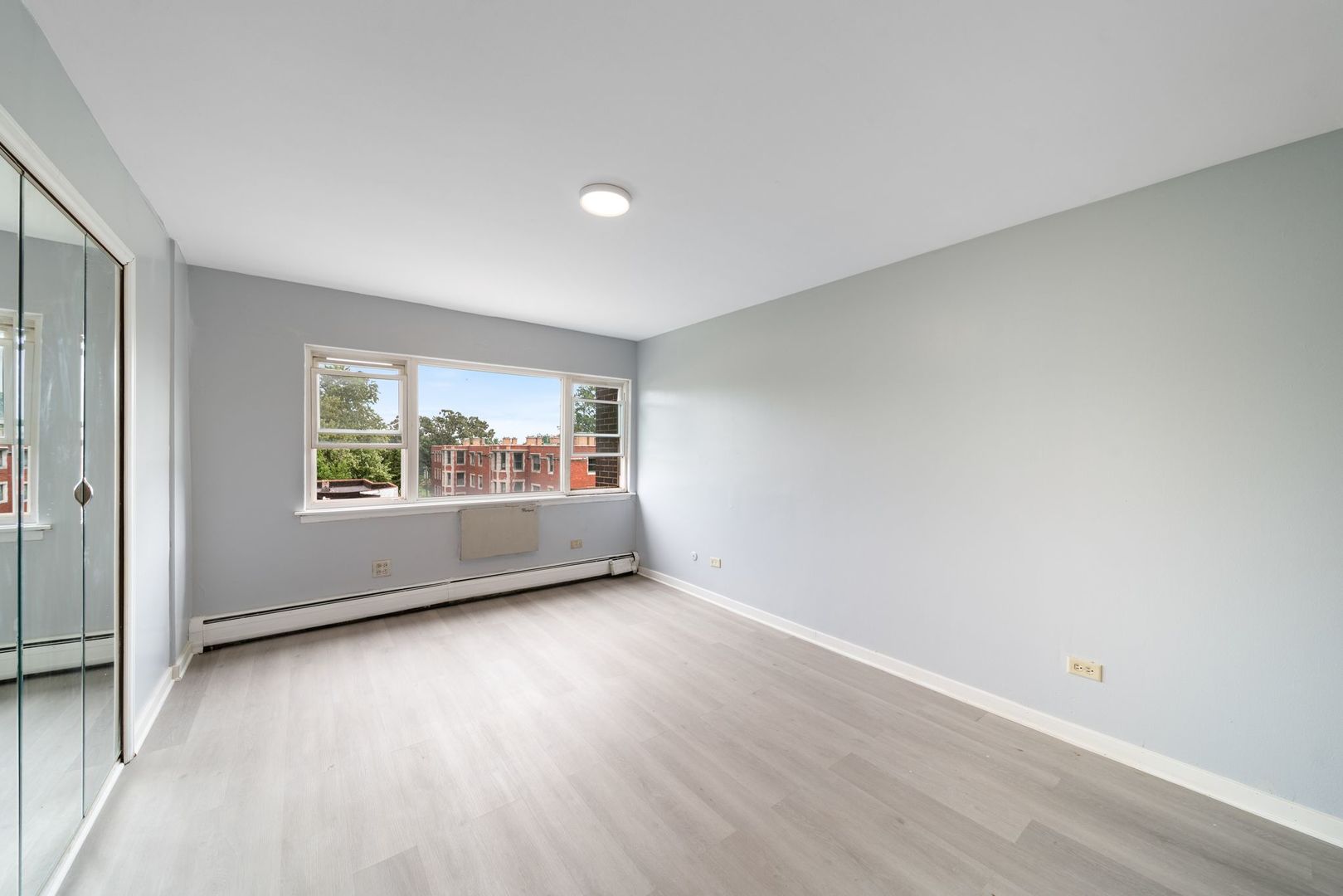 7854 S South Shore Drive Unit: 502