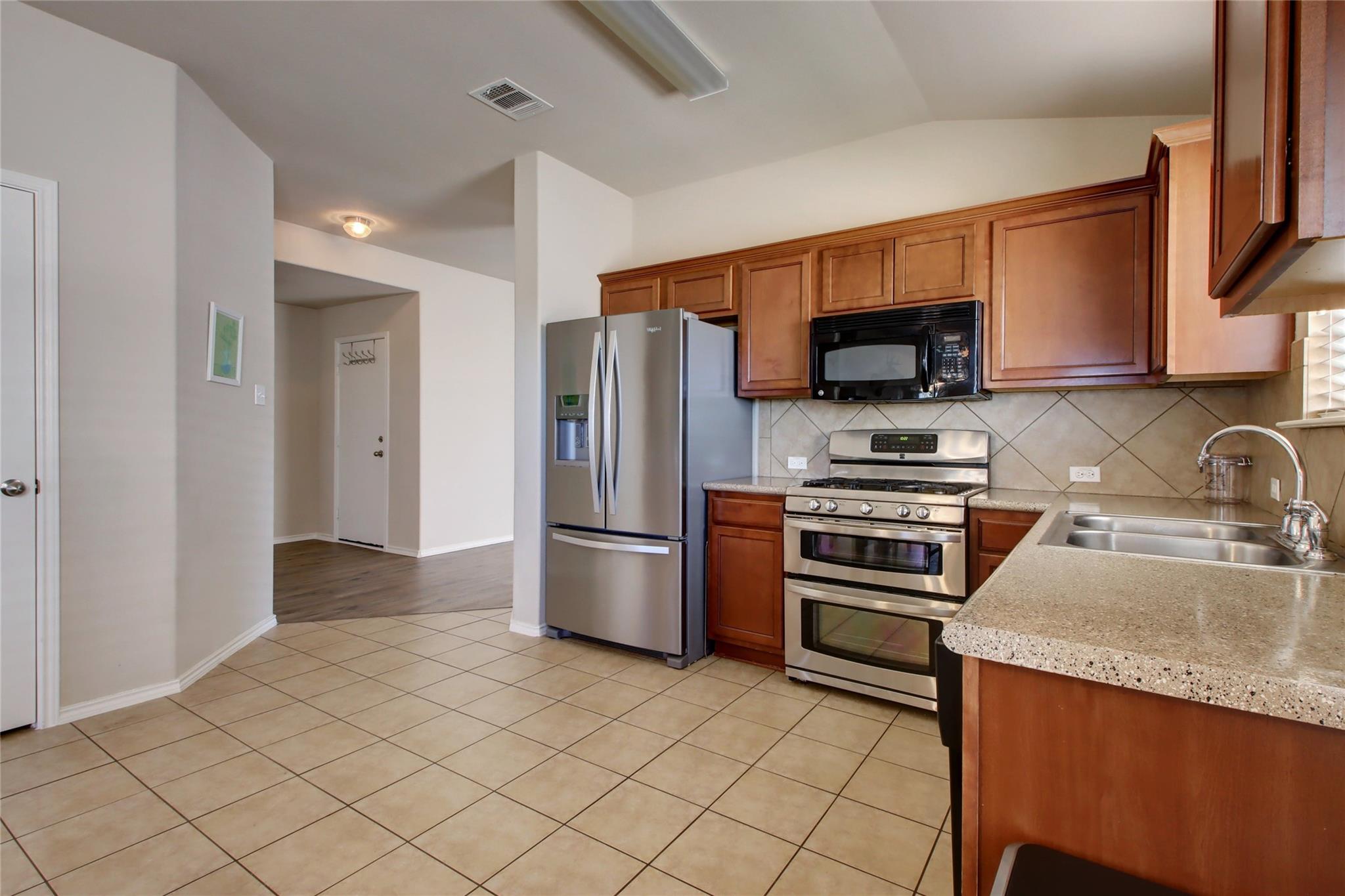 2731 Herrington CV